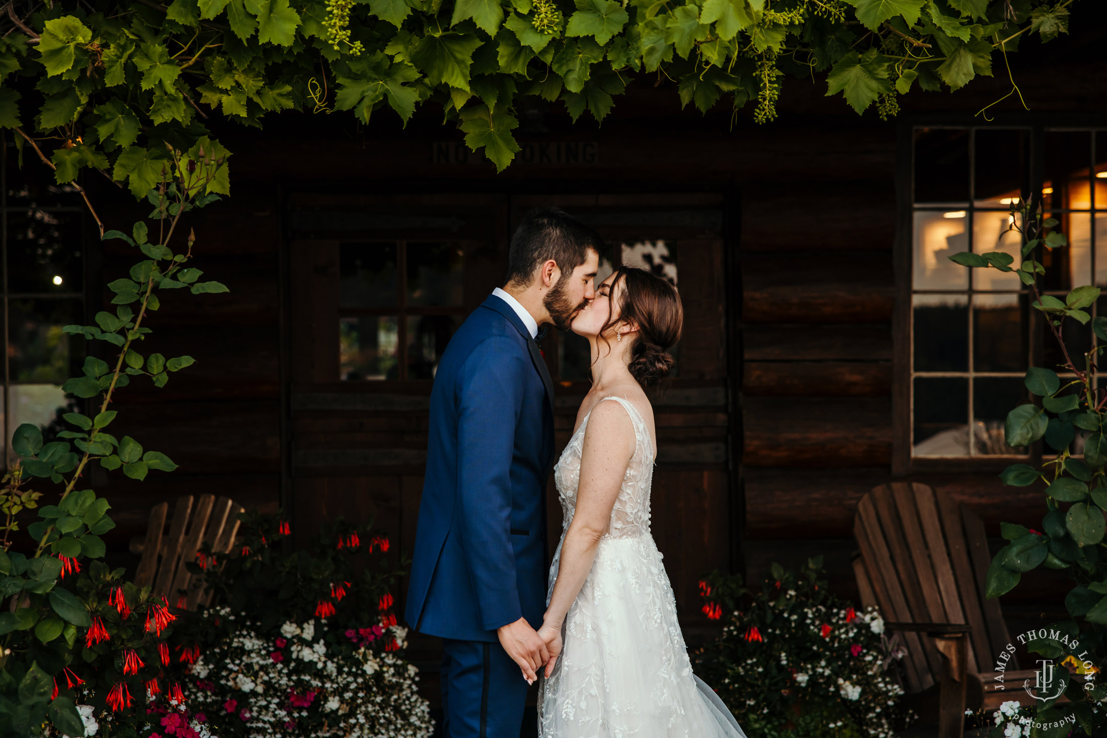 Kiana Lodge Poulsbo WA wedding by Seattle wedding photographer James Thomas Long Photography
