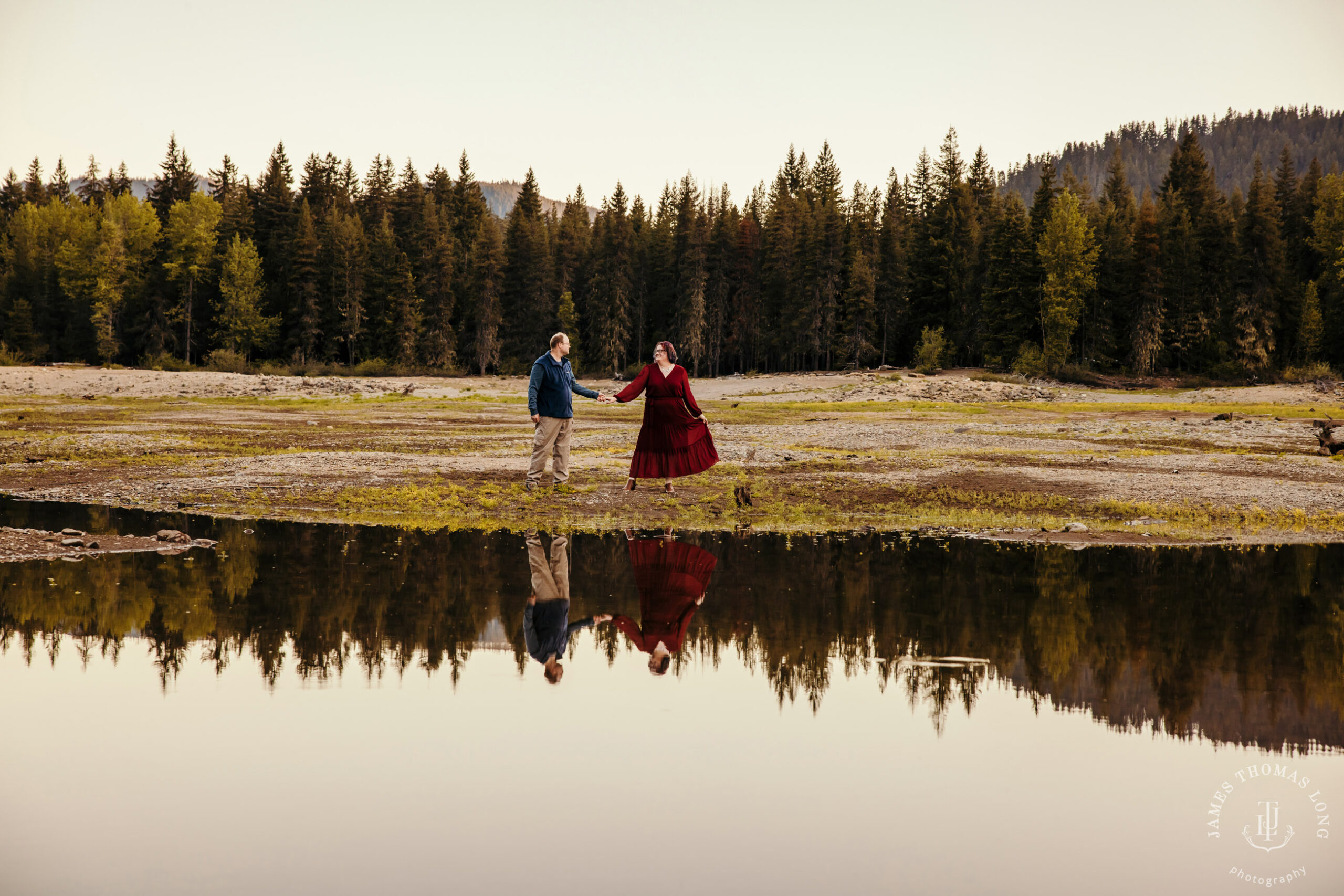 Snoqualmie Pass anniversary session by Snoqualmie adventure wedding photographer James Thomas Long Photography