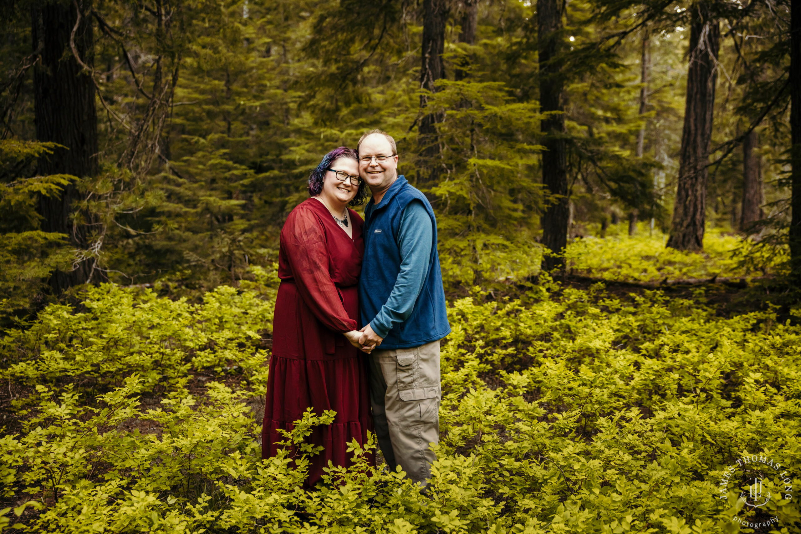 Snoqualmie Pass anniversary session by Snoqualmie adventure wedding photographer James Thomas Long Photography