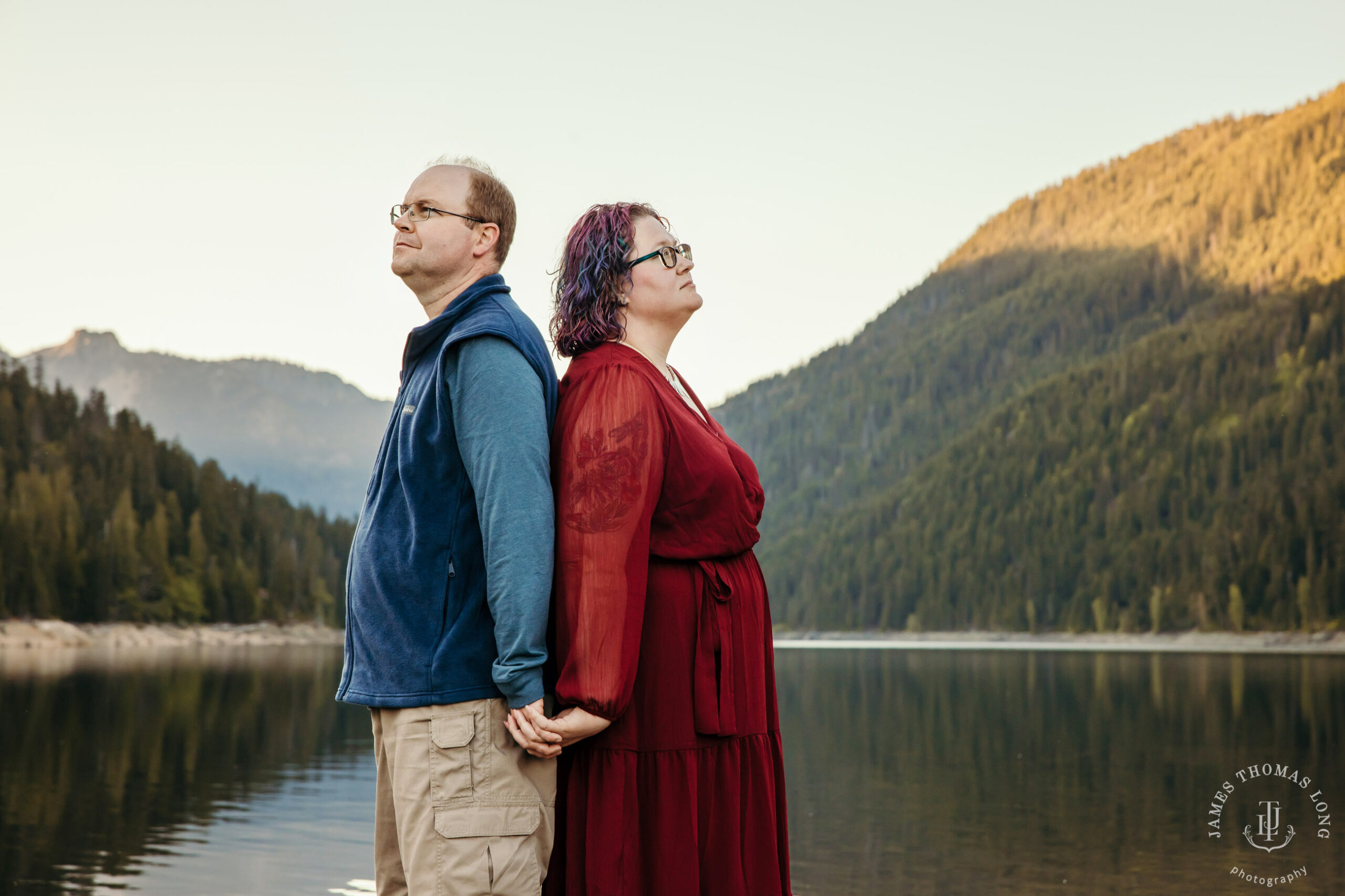 Snoqualmie Pass anniversary session by Snoqualmie adventure wedding photographer James Thomas Long Photography