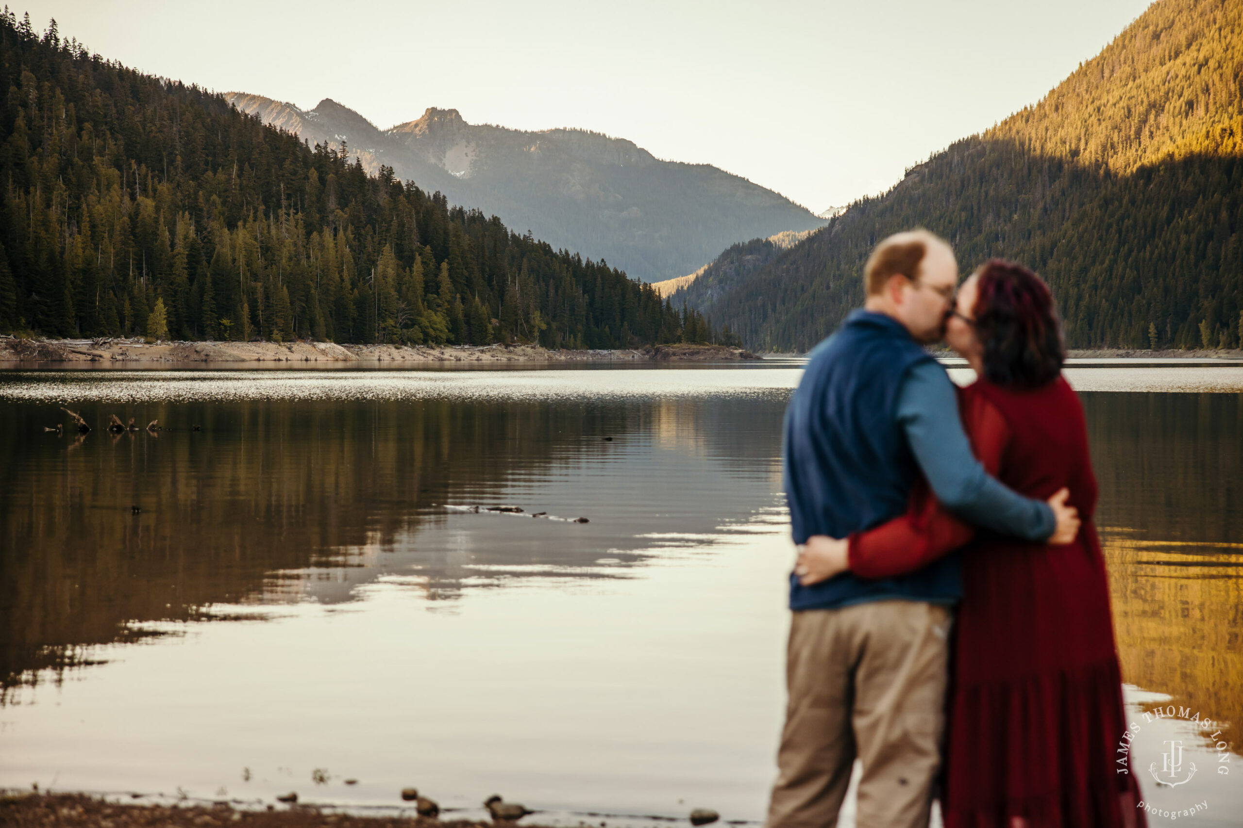 Snoqualmie Pass anniversary session by Snoqualmie adventure wedding photographer James Thomas Long Photography