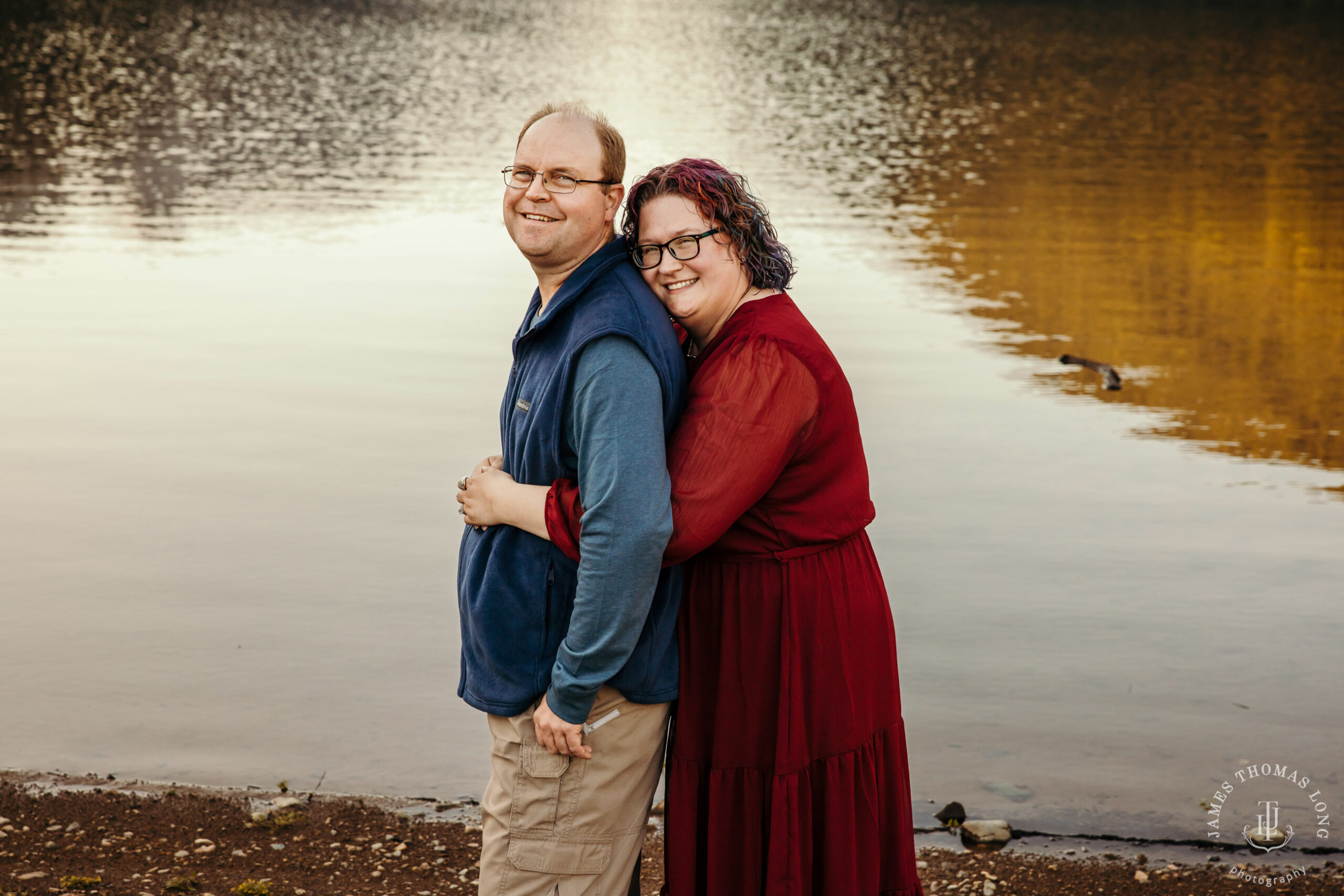 Snoqualmie Pass anniversary session by Snoqualmie adventure wedding photographer James Thomas Long Photography