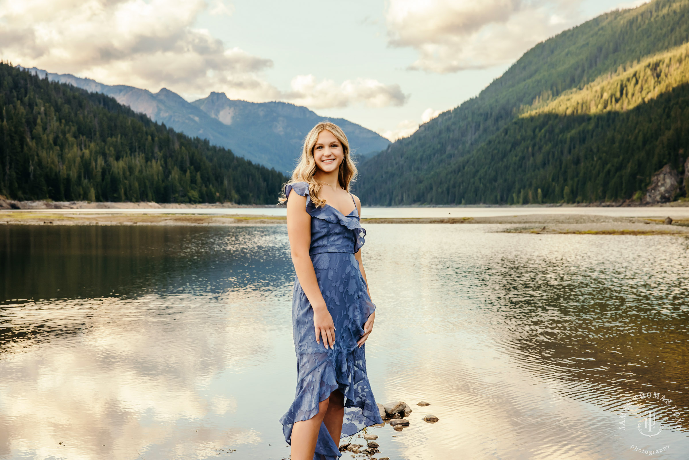 Cascade Mountain adventure family photography session by Seattle family photographer James Thomas Long Photography