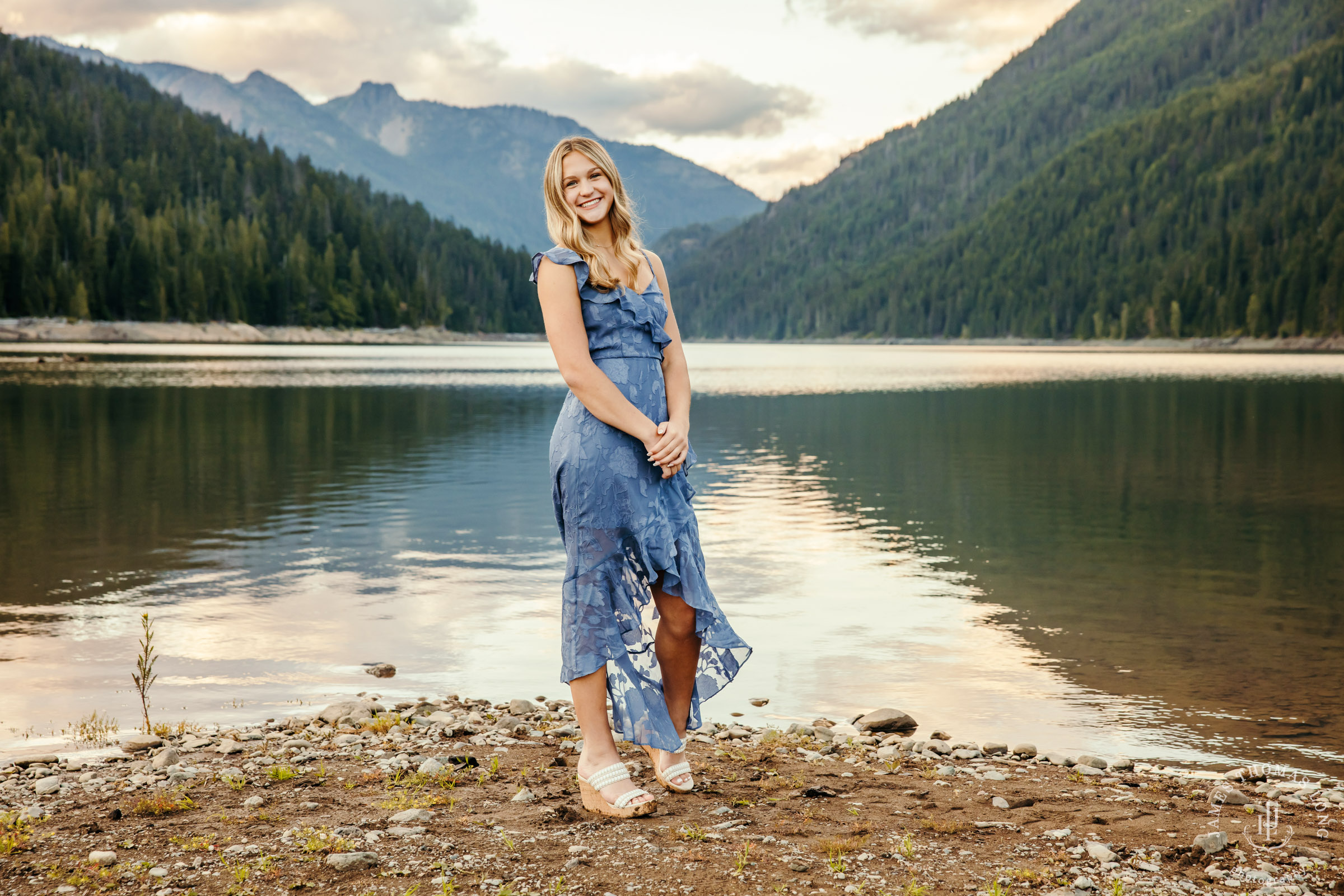 Cascade Mountain adventure family photography session by Seattle family photographer James Thomas Long Photography