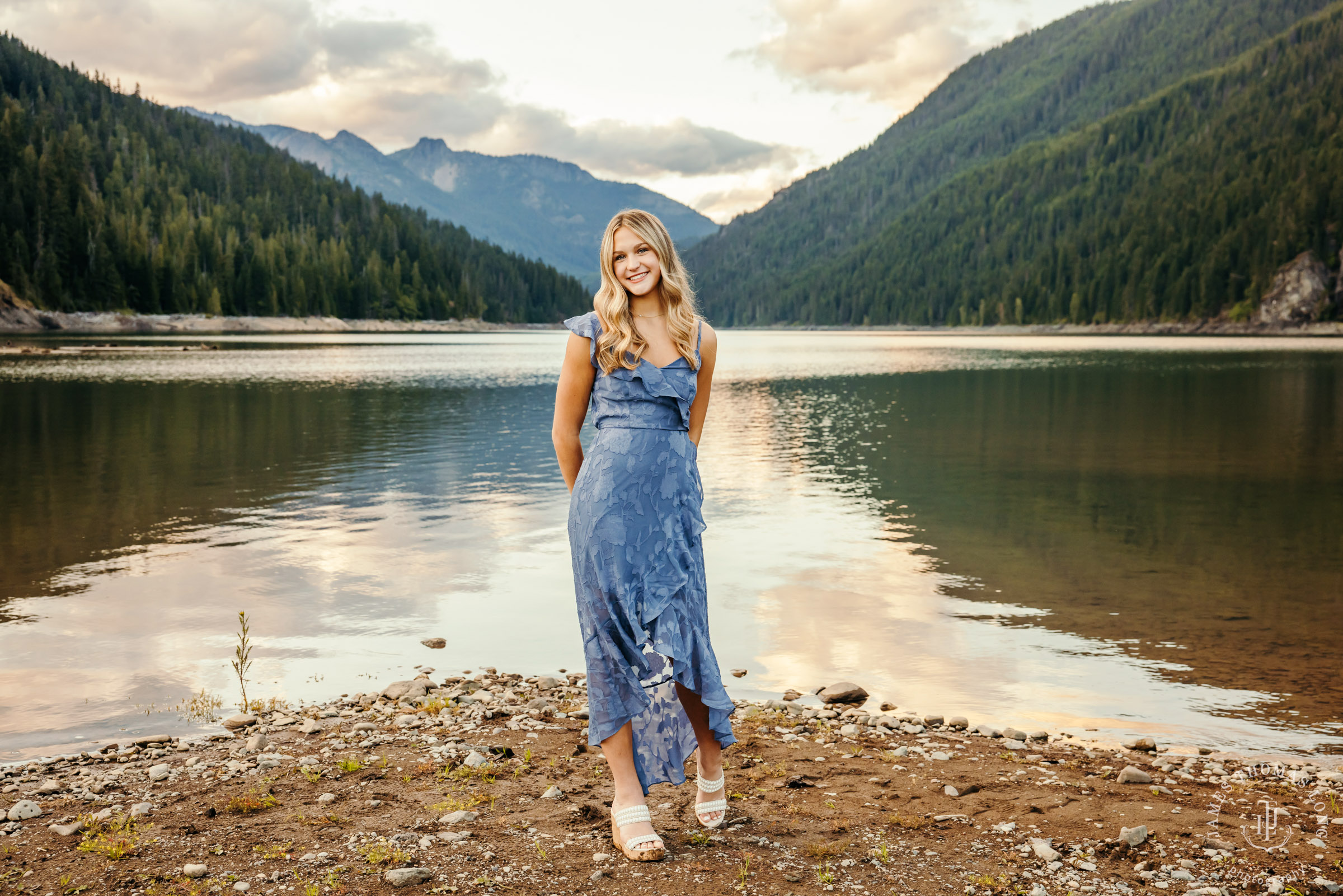 Cascade Mountain adventure family photography session by Seattle family photographer James Thomas Long Photography