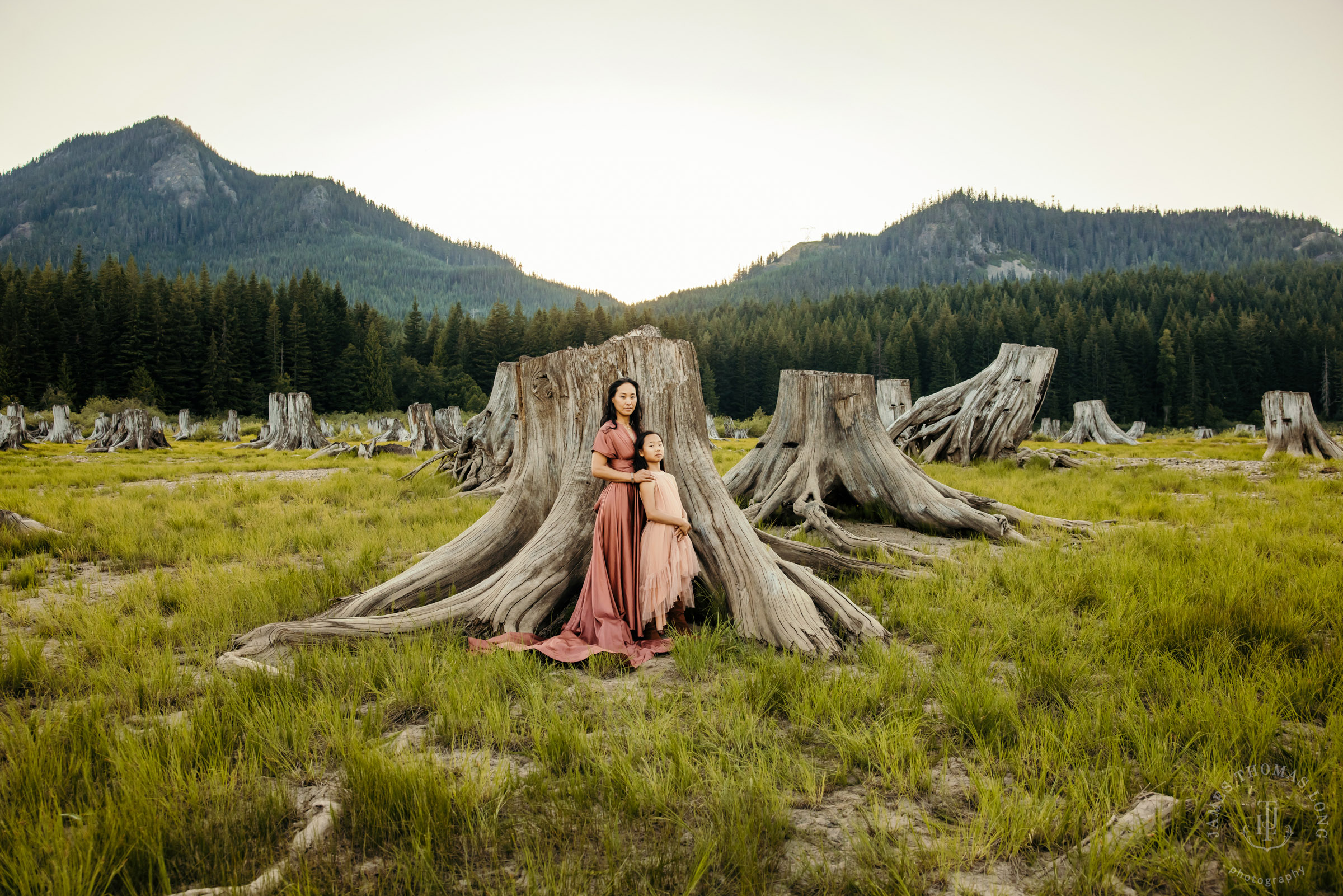 Cascade Mountain adventure family photography session by Snoqualmie family photographer James Thomas Long Photography