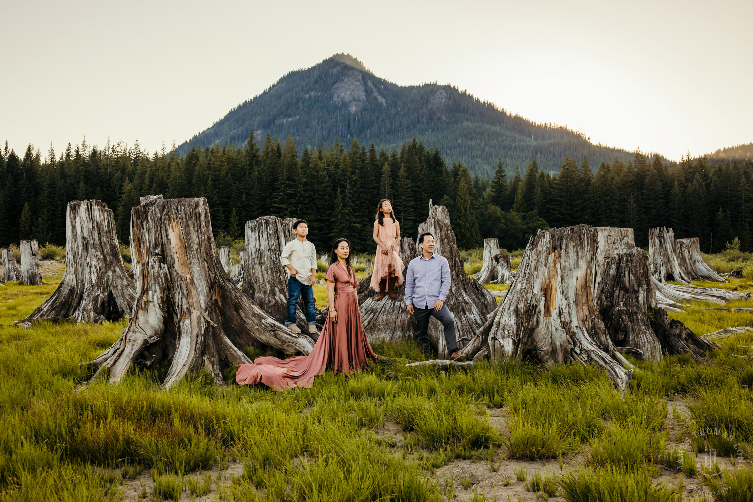 Cascade Mountain adventure family photography session by Snoqualmie family photographer James Thomas Long Photography