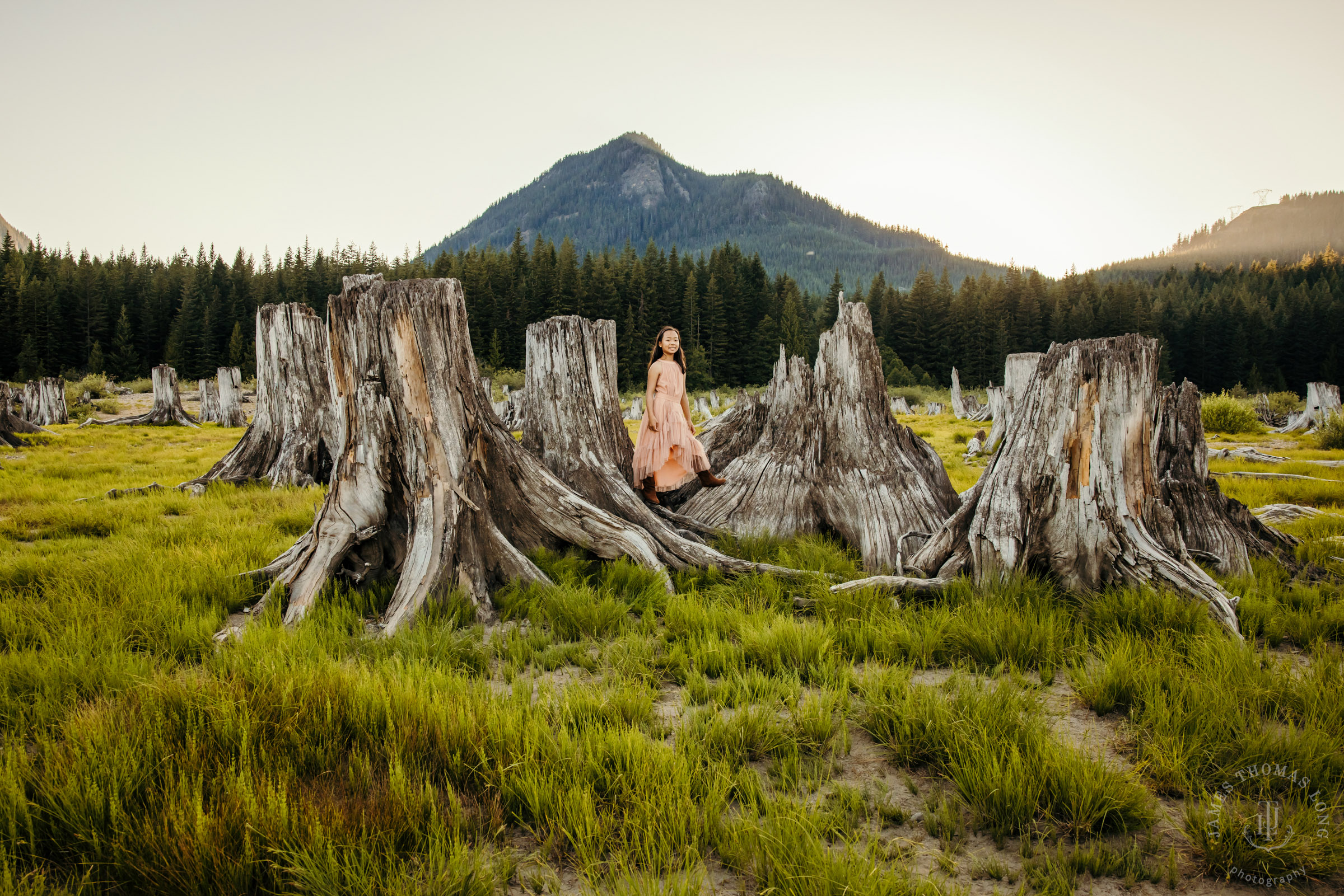 Cascade Mountain adventure family photography session by Snoqualmie family photographer James Thomas Long Photography