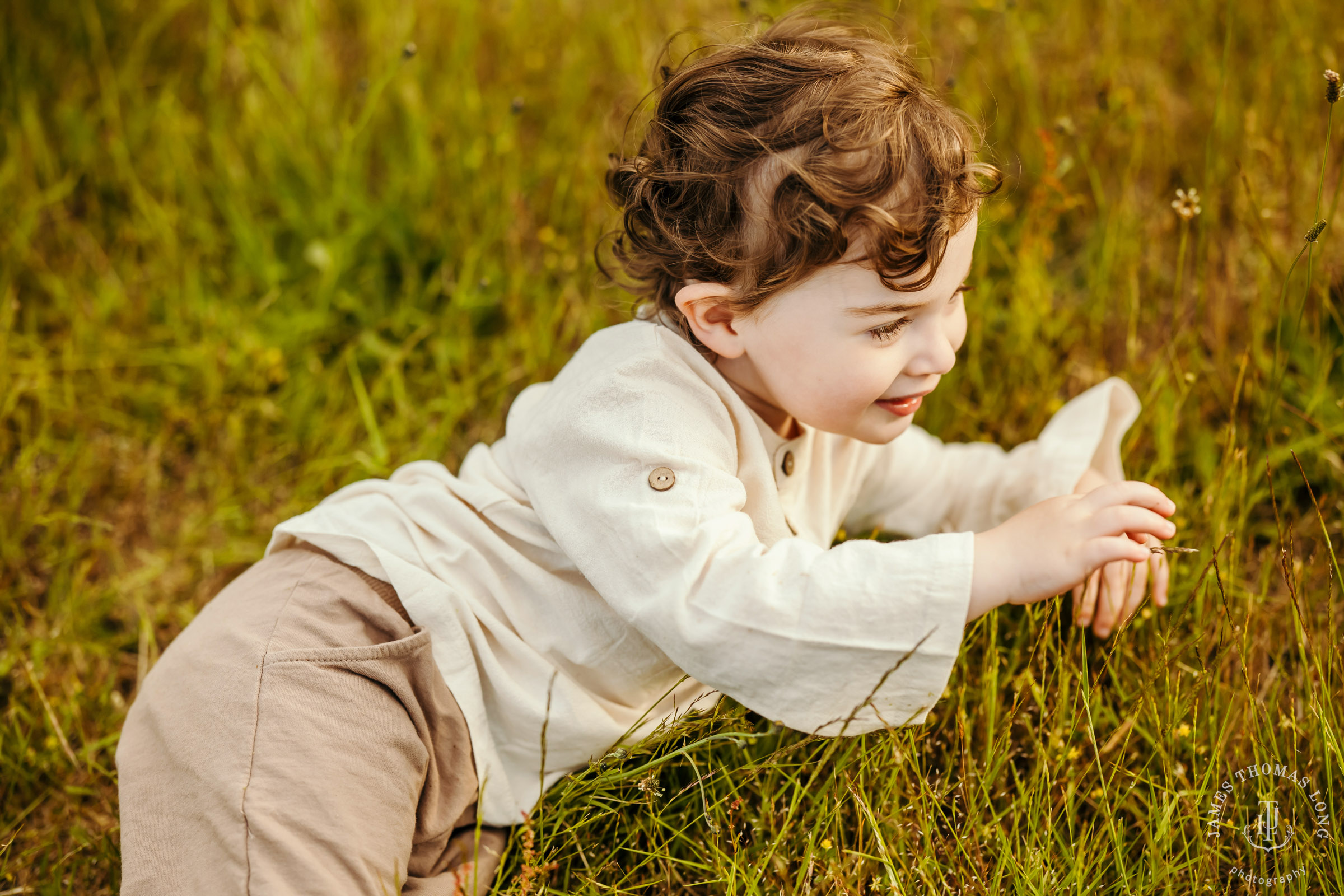 North Bend Snoqualmie Valley family session by Snoqualmie family photographer James Thomas Long Photography