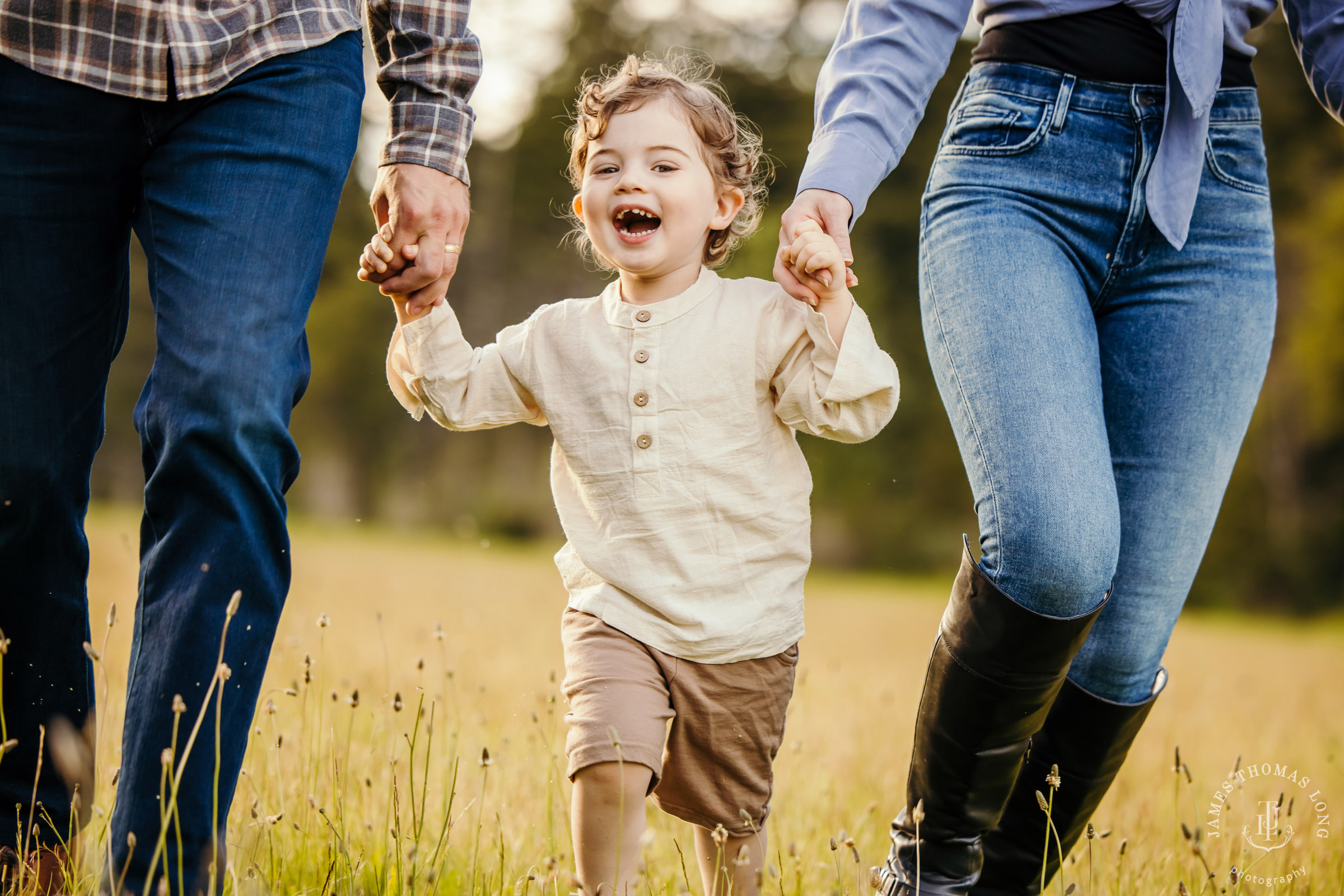 North Bend Snoqualmie Valley family session by Snoqualmie family photographer James Thomas Long Photography