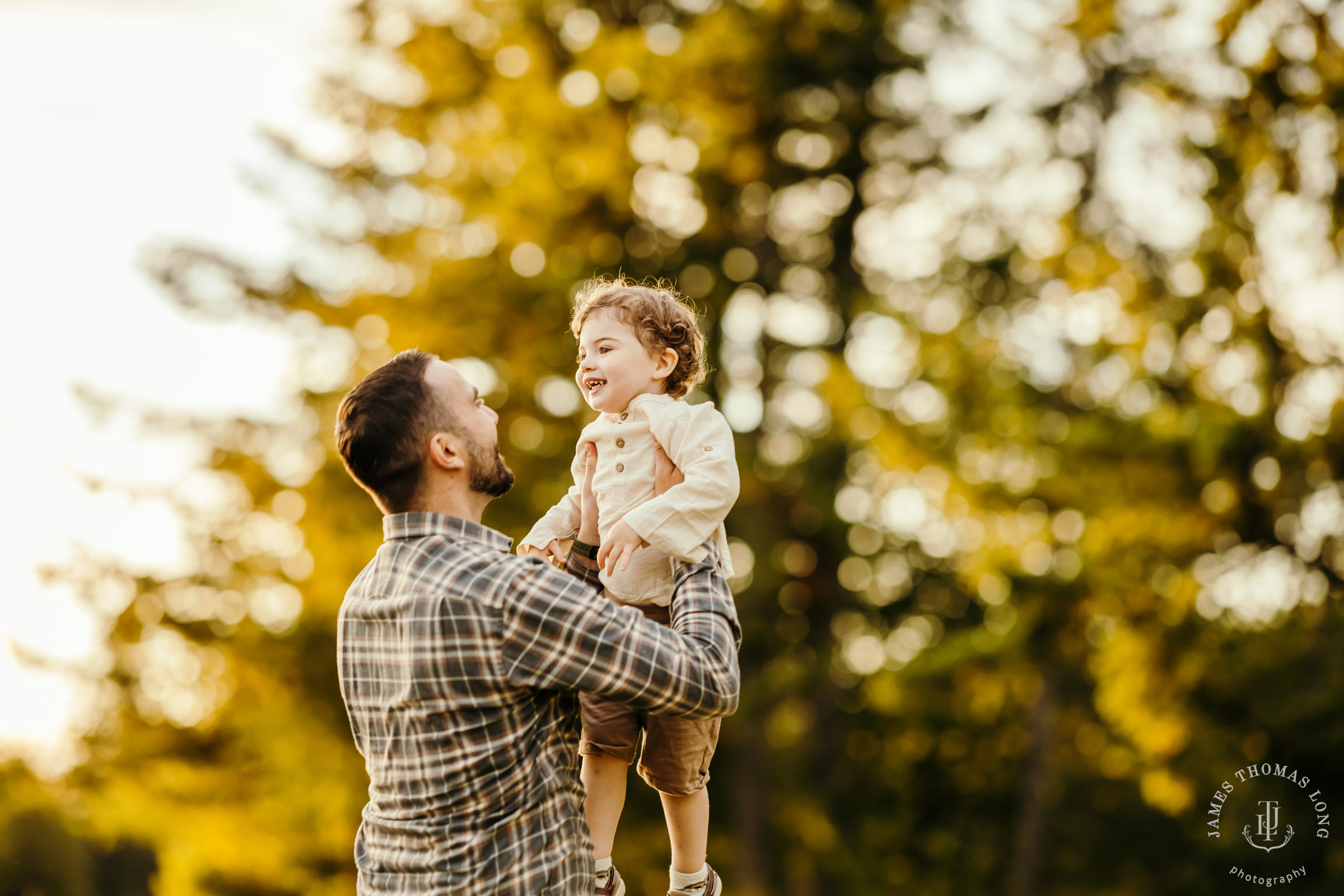 North Bend Snoqualmie Valley family session by Snoqualmie family photographer James Thomas Long Photography