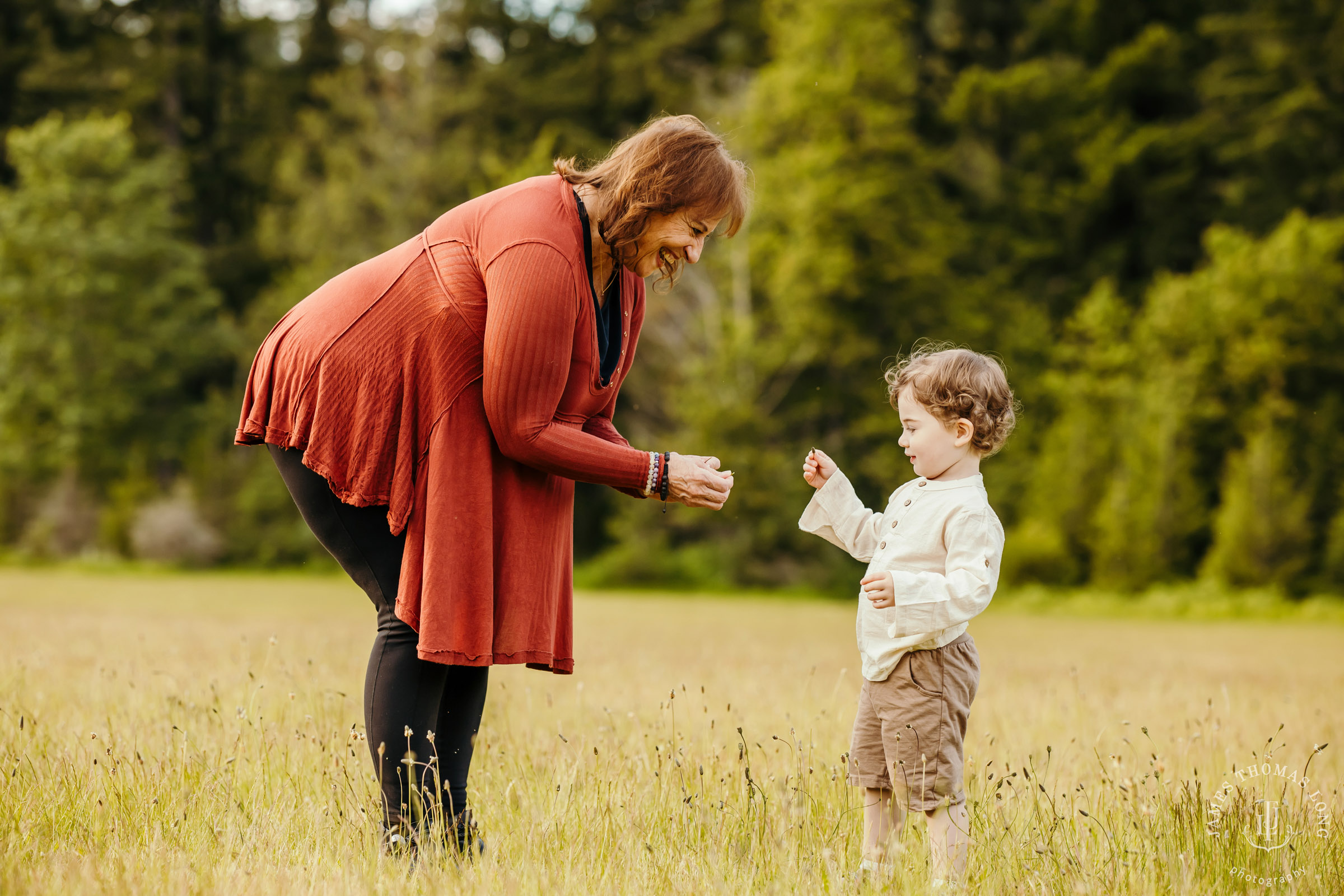 North Bend Snoqualmie Valley family session by Snoqualmie family photographer James Thomas Long Photography