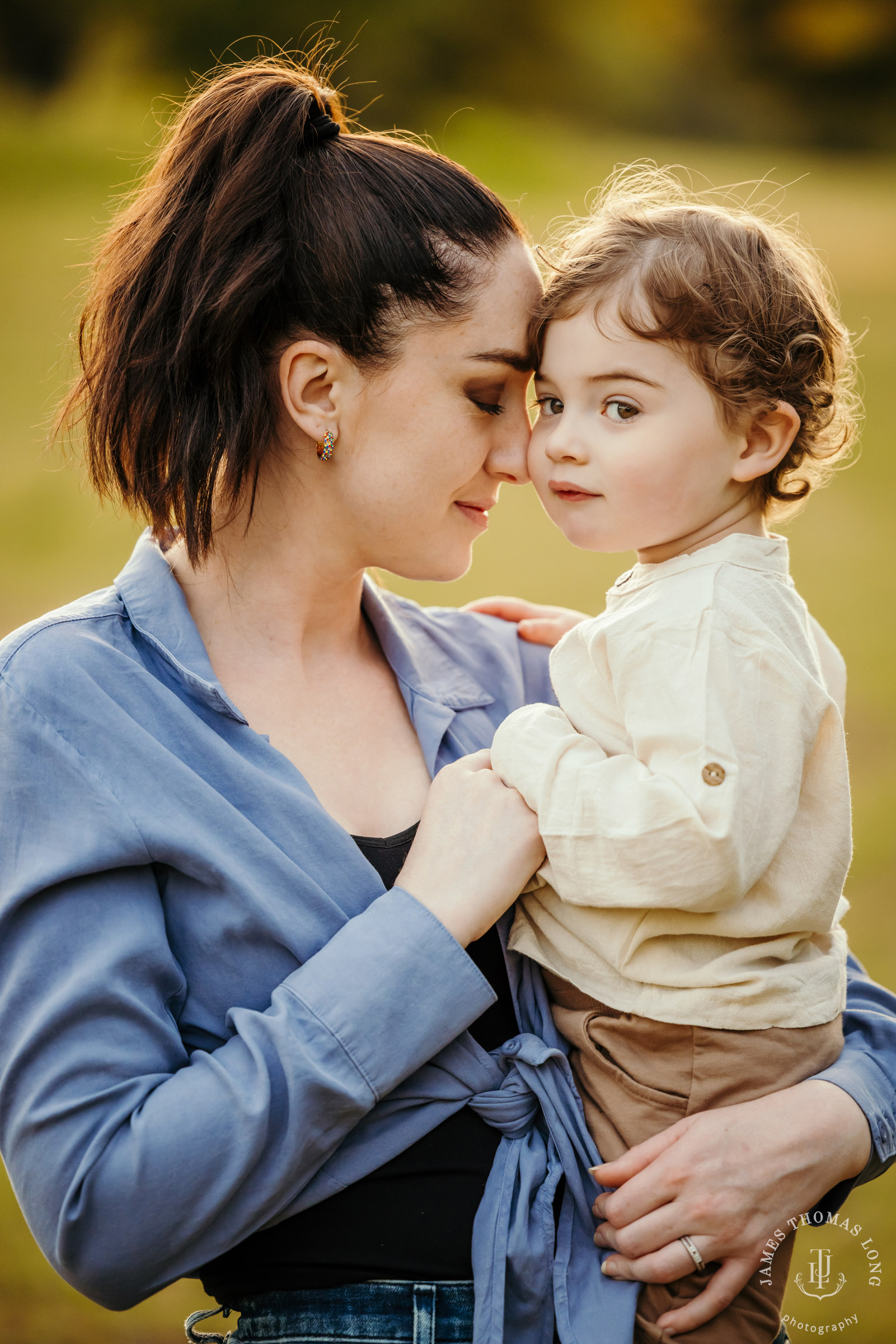 North Bend Snoqualmie Valley family session by Snoqualmie family photographer James Thomas Long Photography