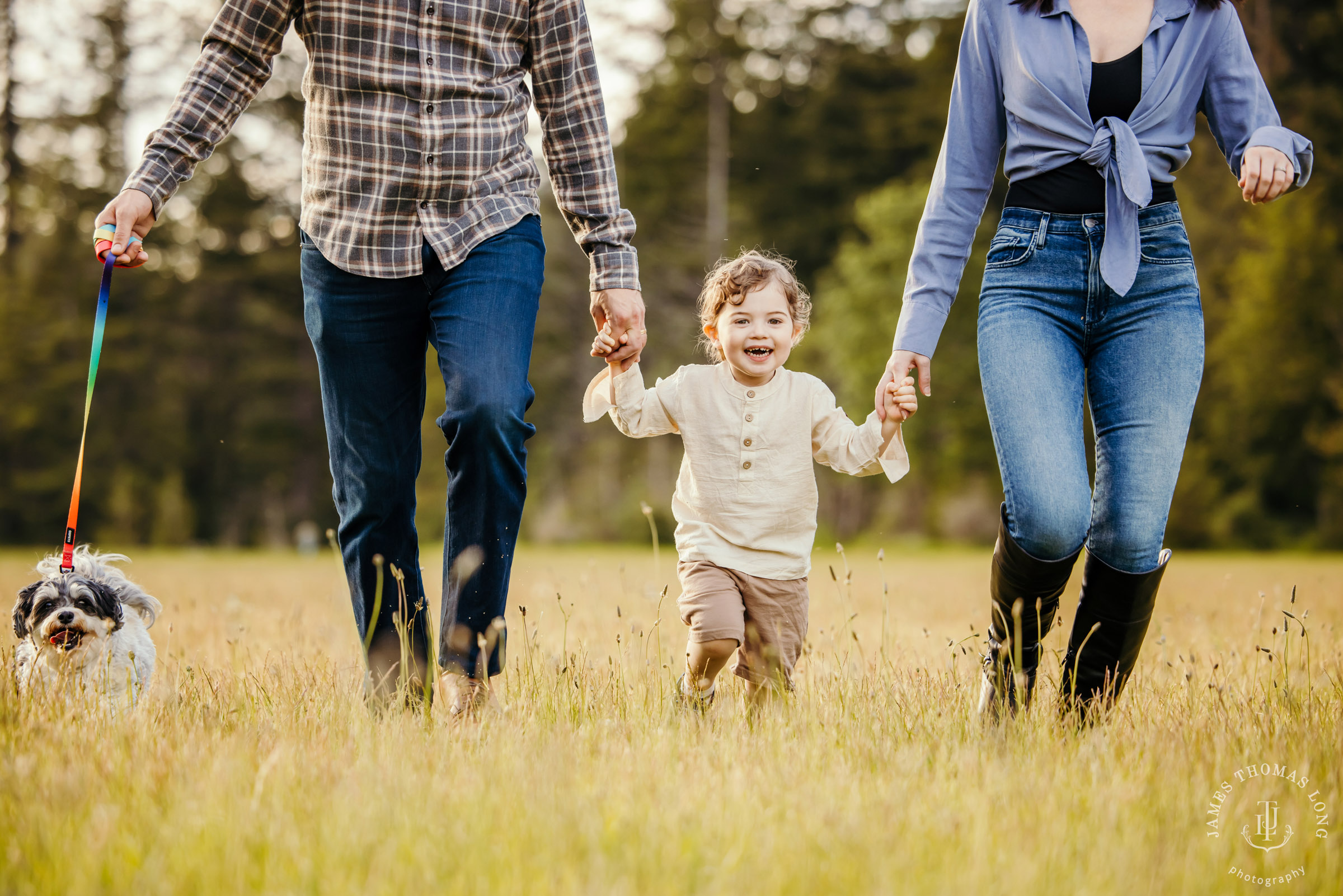 North Bend Snoqualmie Valley family session by Snoqualmie family photographer James Thomas Long Photography