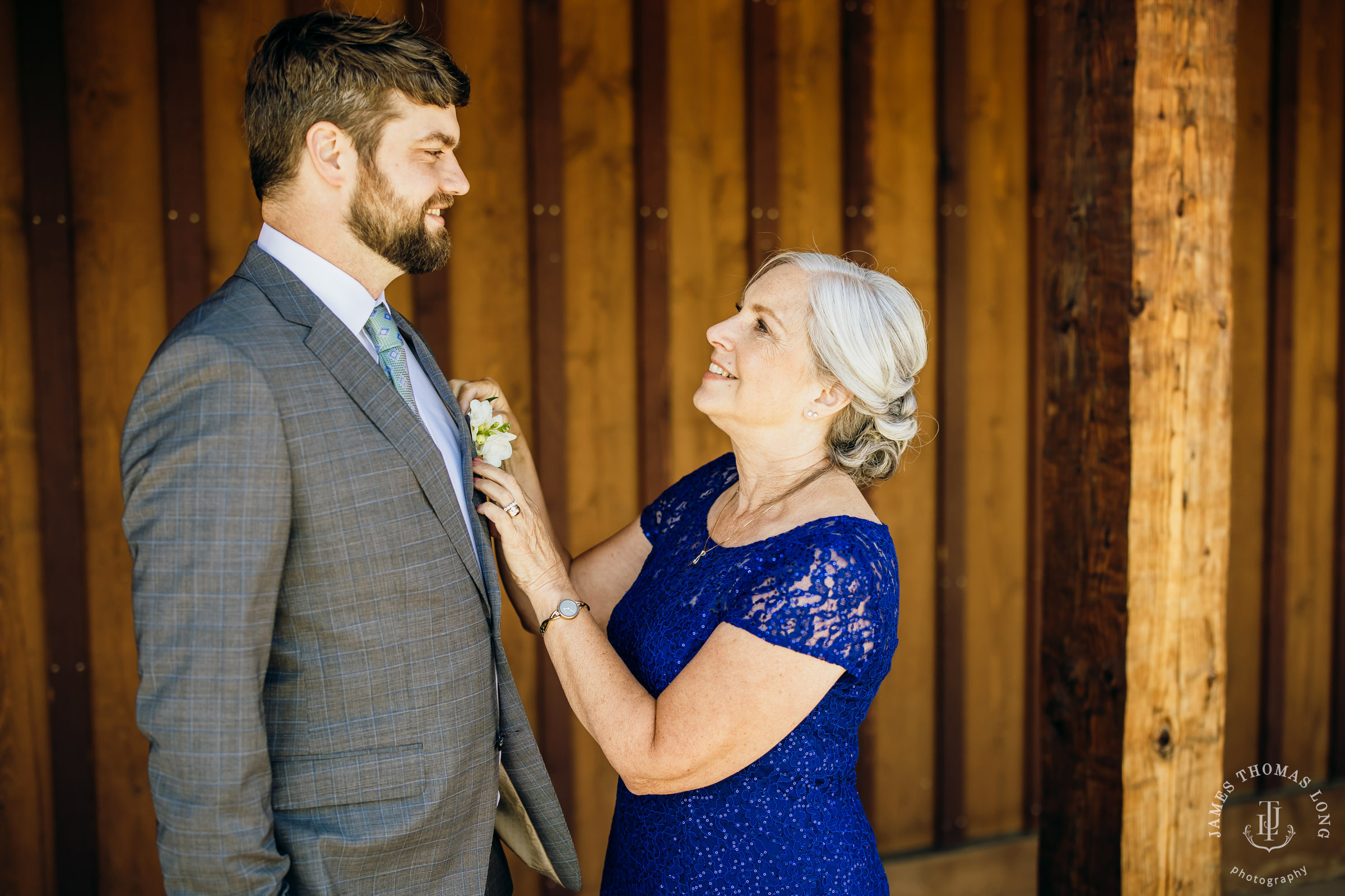 Swiftwater Cellars, Suncadia Cle Elum wedding by Seattle wedding photographer James Thomas Long Photogrraphy