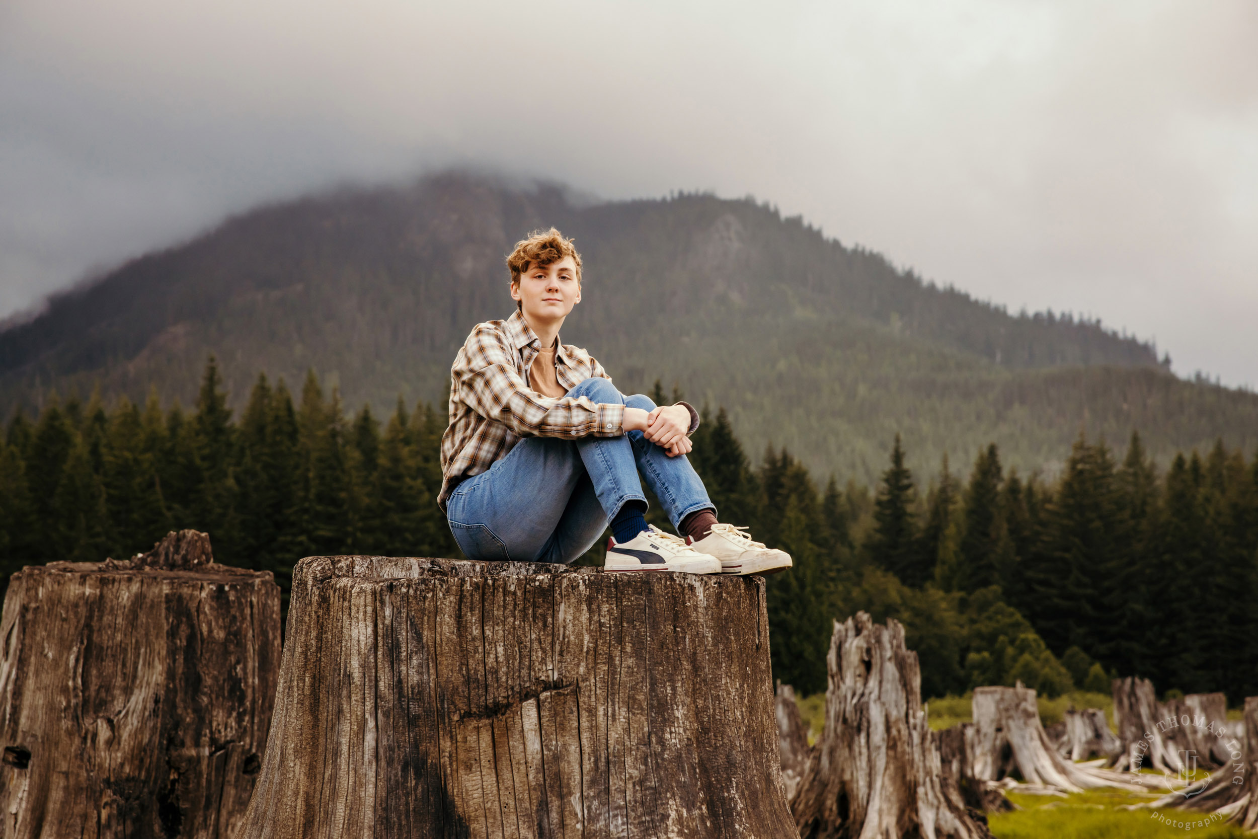 Cascade Mountain adventure family photography session by Snoqualmie family photographer James Thomas Long Photography