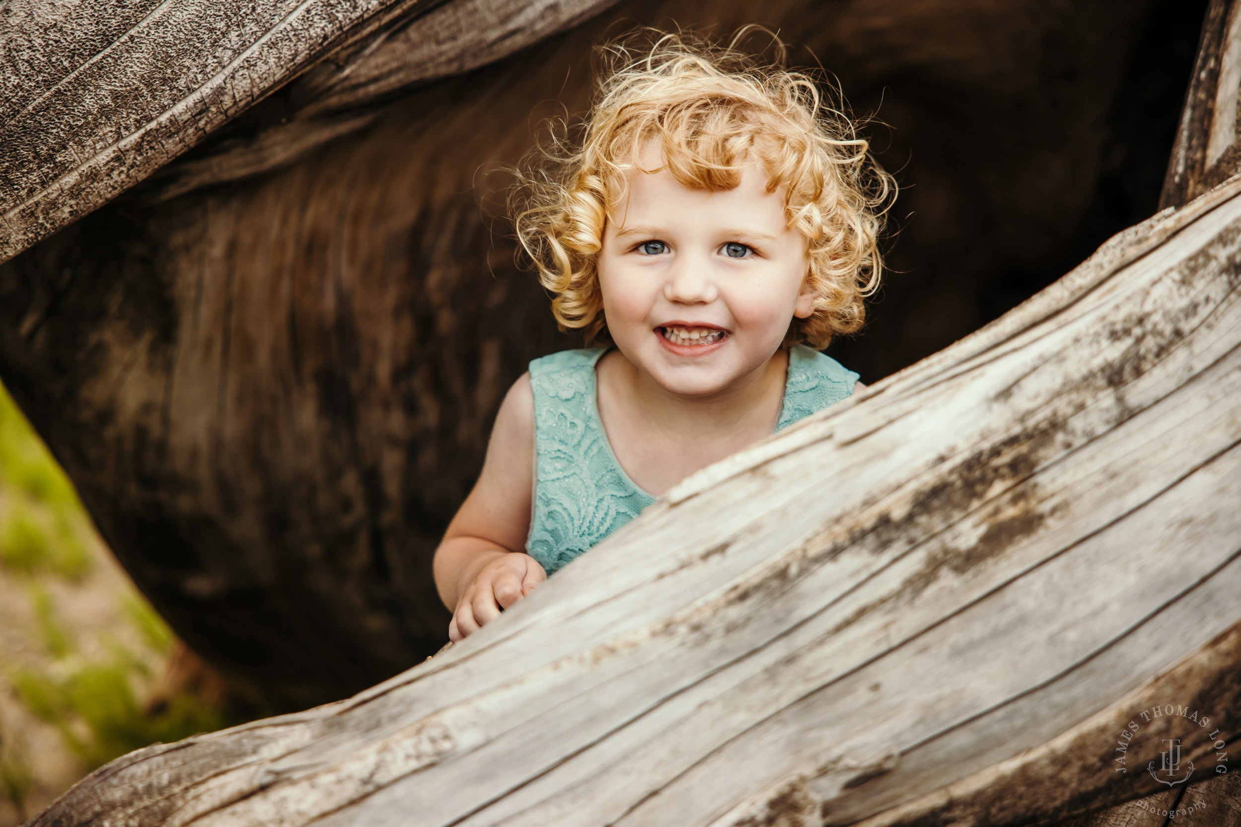 Cascade Mountain adventure family photography session by Snoqualmie family photographer James Thomas Long Photography