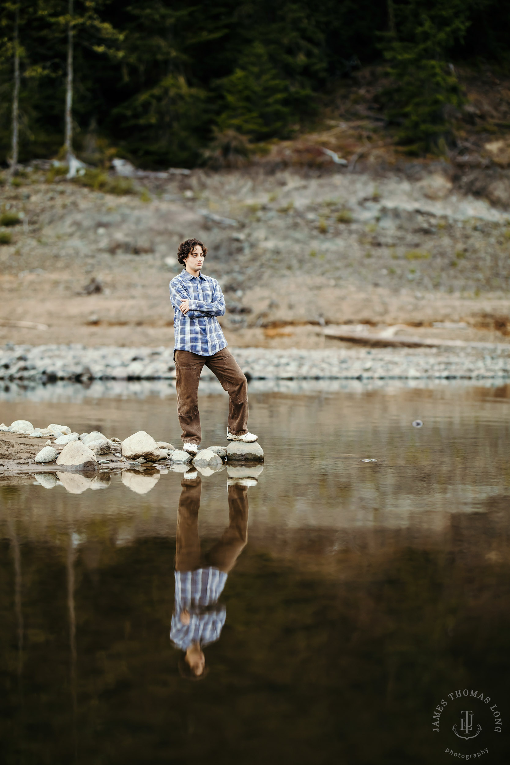 Adventure senior portrait session in the Cascade Mountains by Snoqualmie senior portrait photographer James Thomas Long Photography