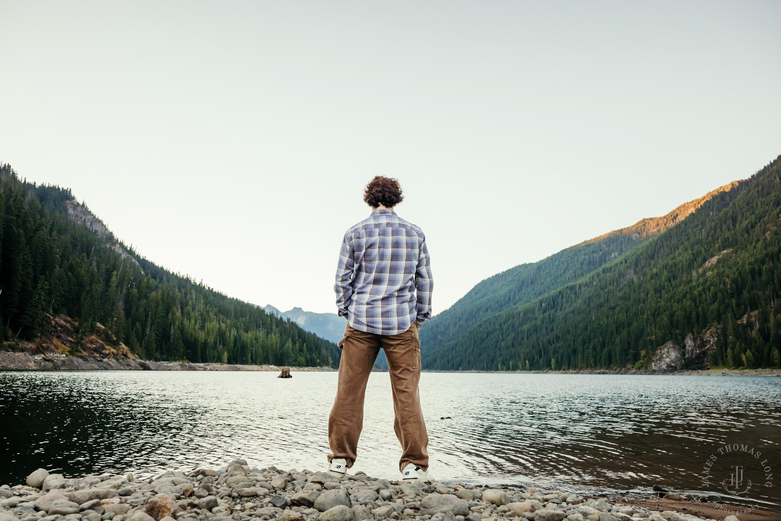 Adventure senior portrait session in the Cascade Mountains by Snoqualmie senior portrait photographer James Thomas Long Photography