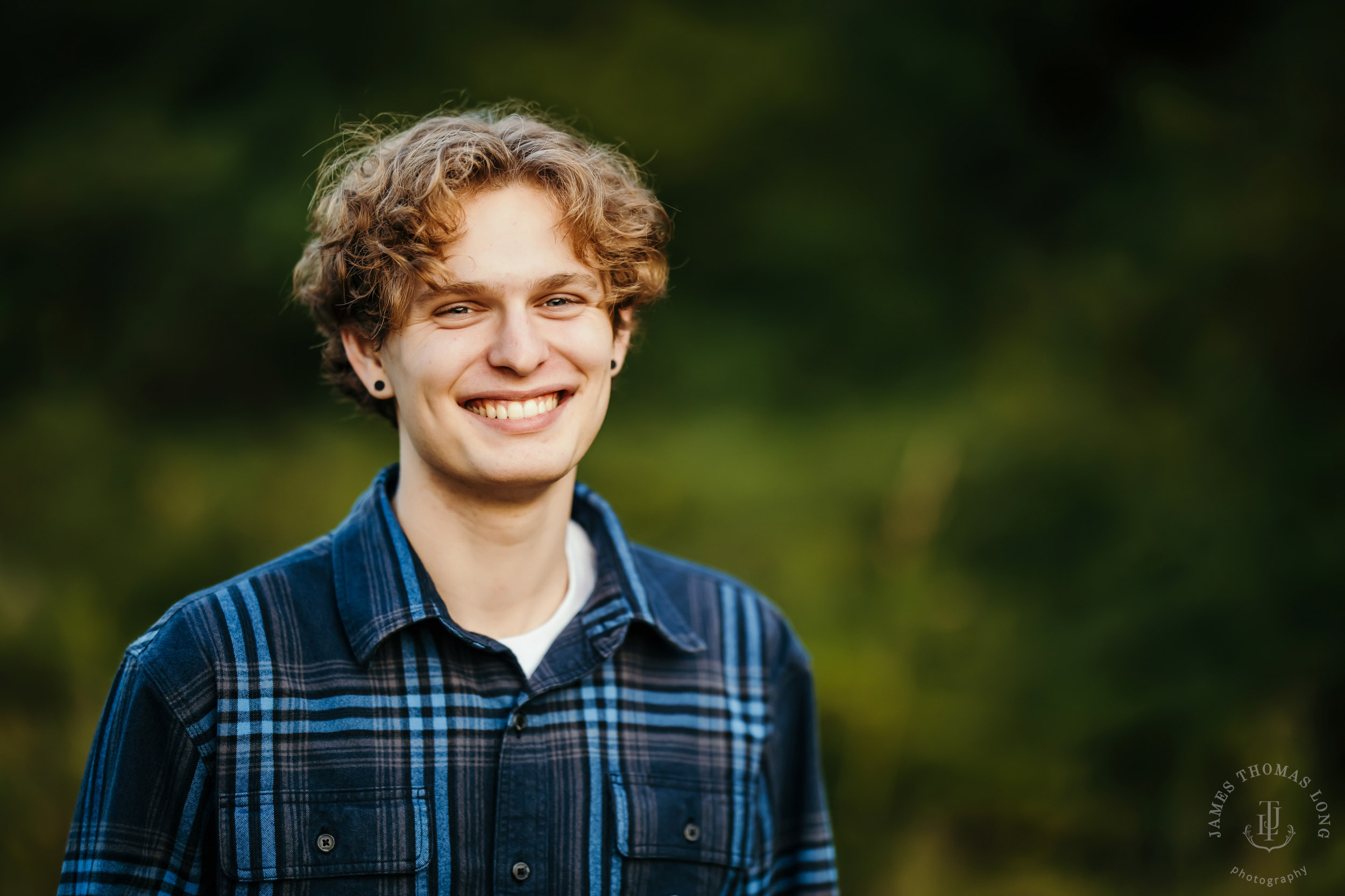 Maple Valley Tahoma senior portrait session by Seattle senior portrait photographer James Thomas Long Photography