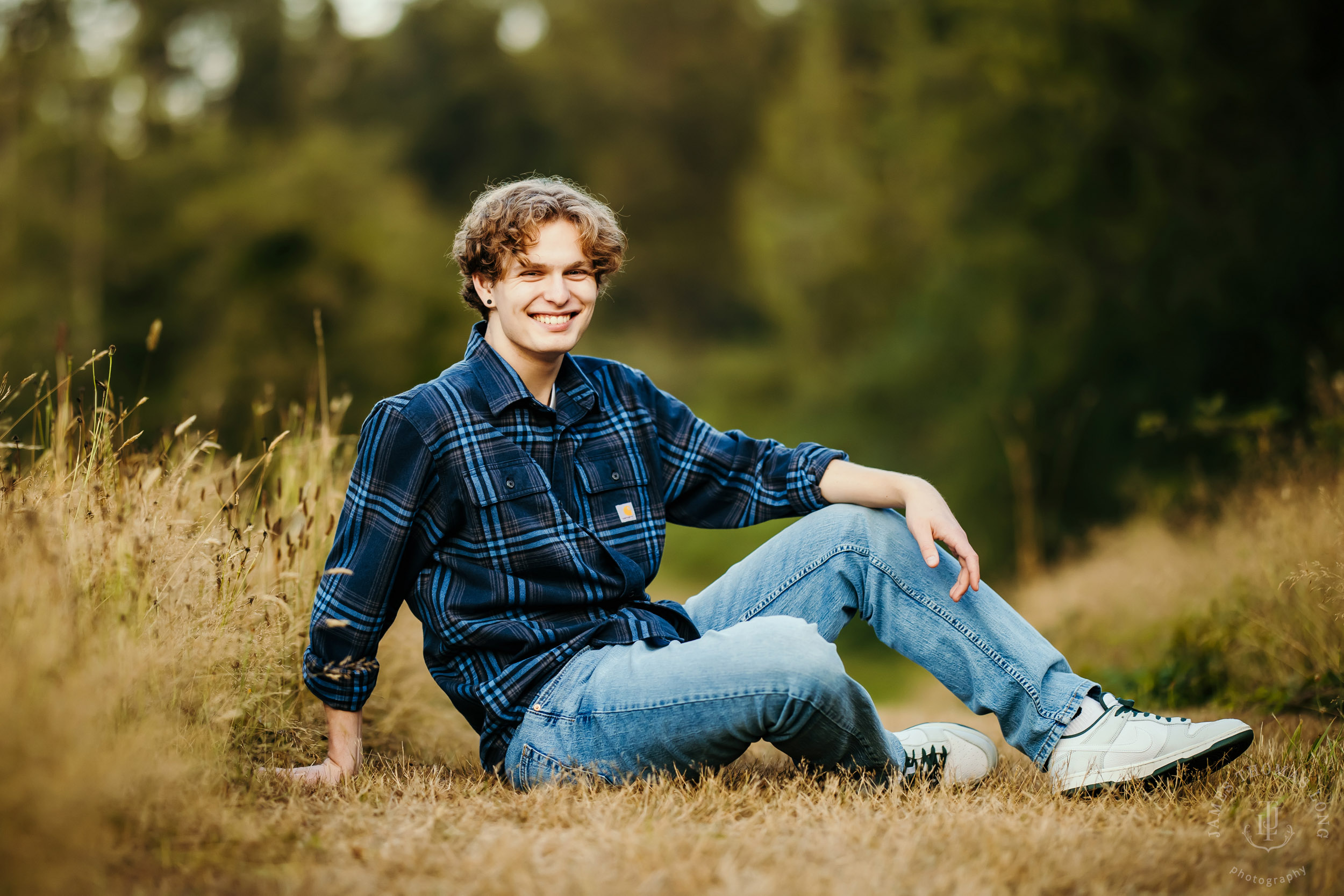 Maple Valley Tahoma senior portrait session by Seattle senior portrait photographer James Thomas Long Photography