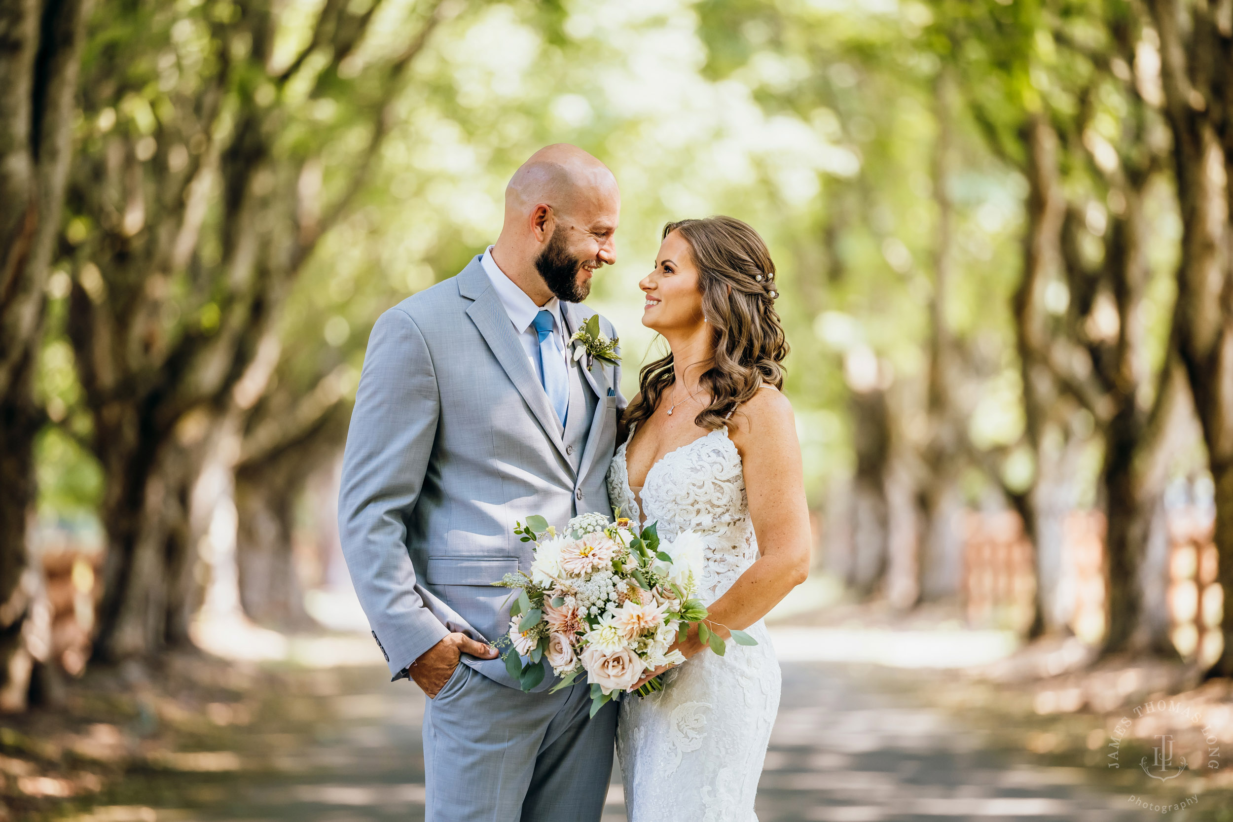 North Fork Farm Snoqualmie wedding by Snoqualmie wedding photographer James Thomas Long Photography