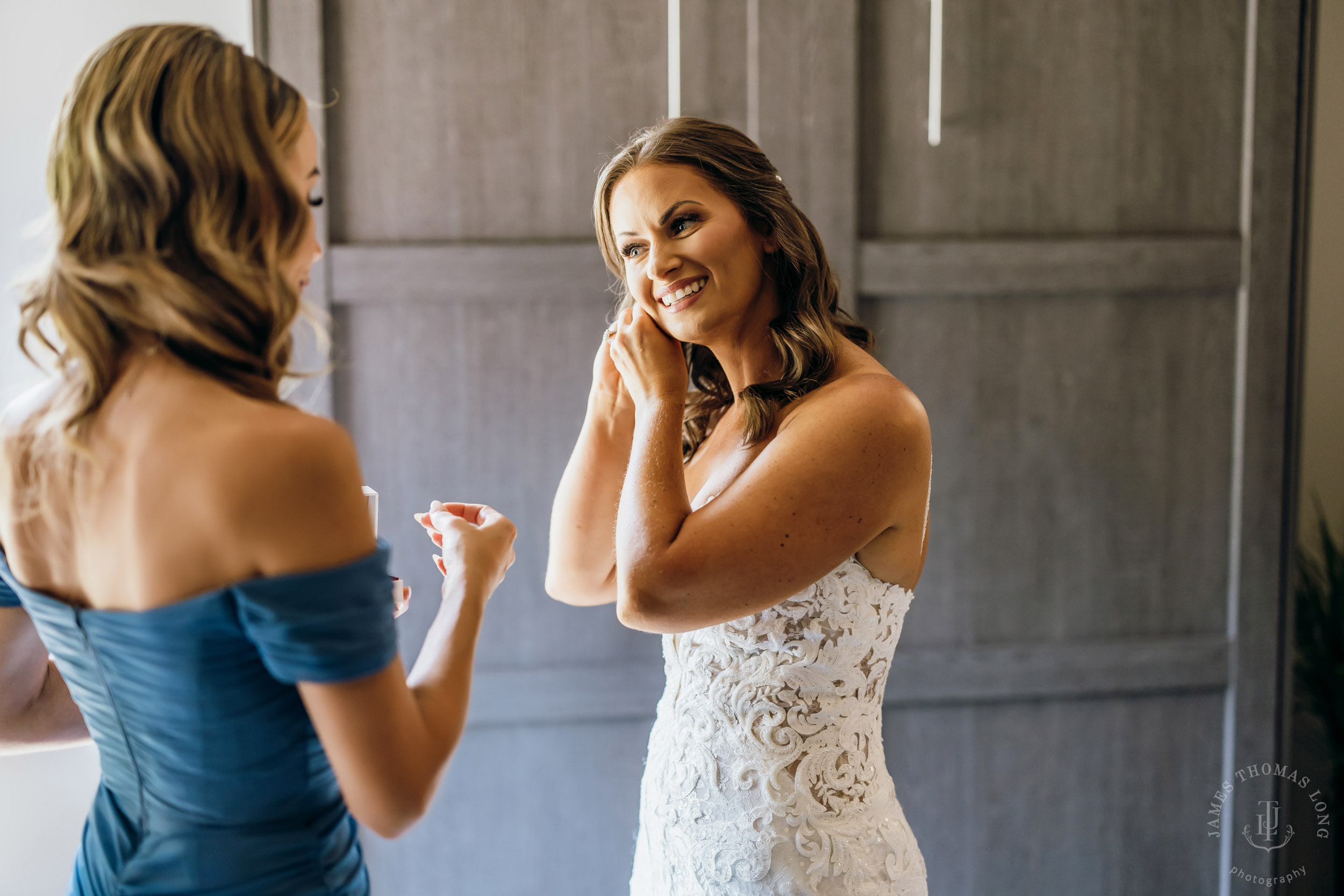 North Fork Farm Snoqualmie wedding by Snoqualmie wedding photographer James Thomas Long Photography