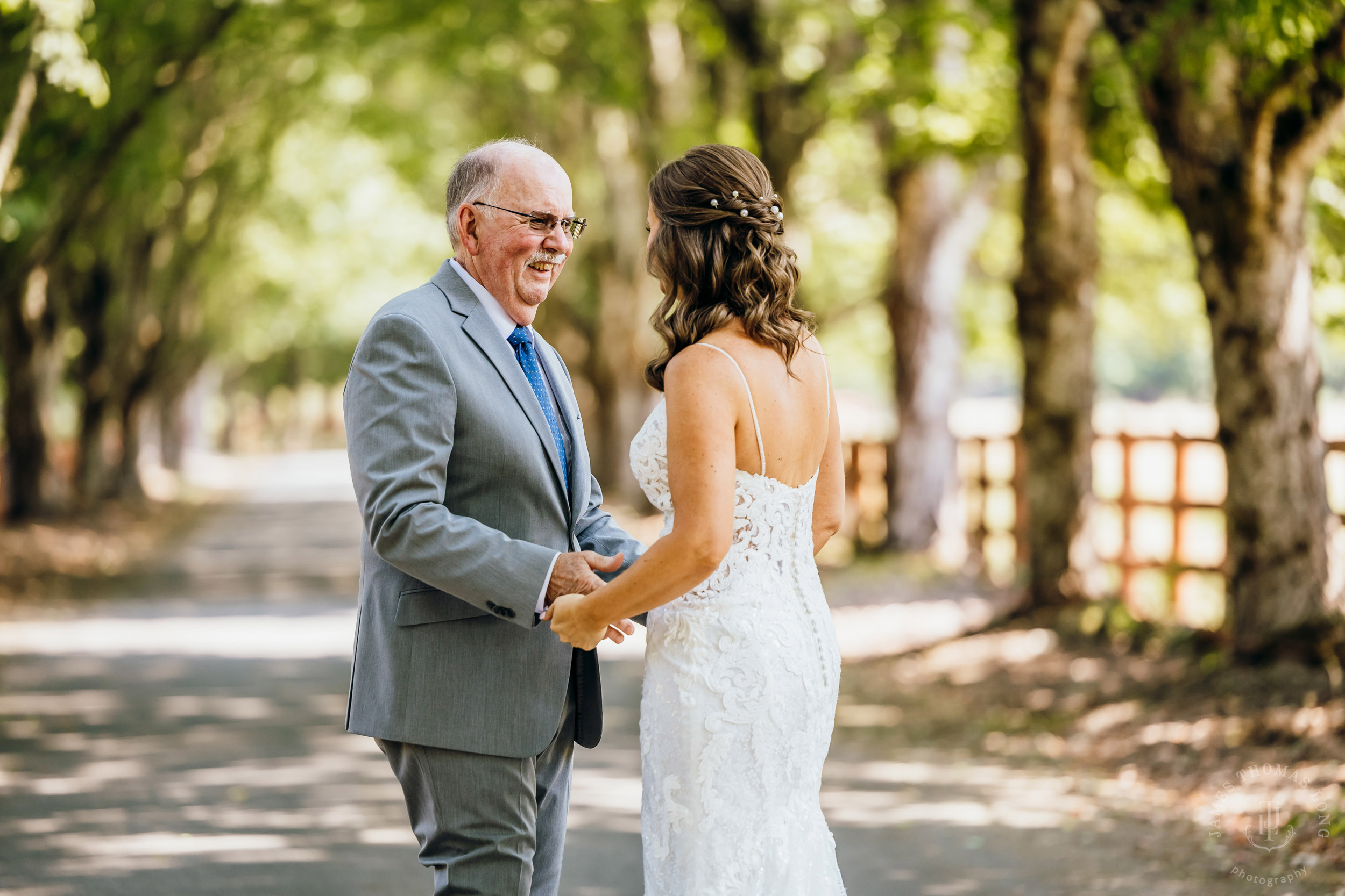 North Fork Farm Snoqualmie wedding by Snoqualmie wedding photographer James Thomas Long Photography