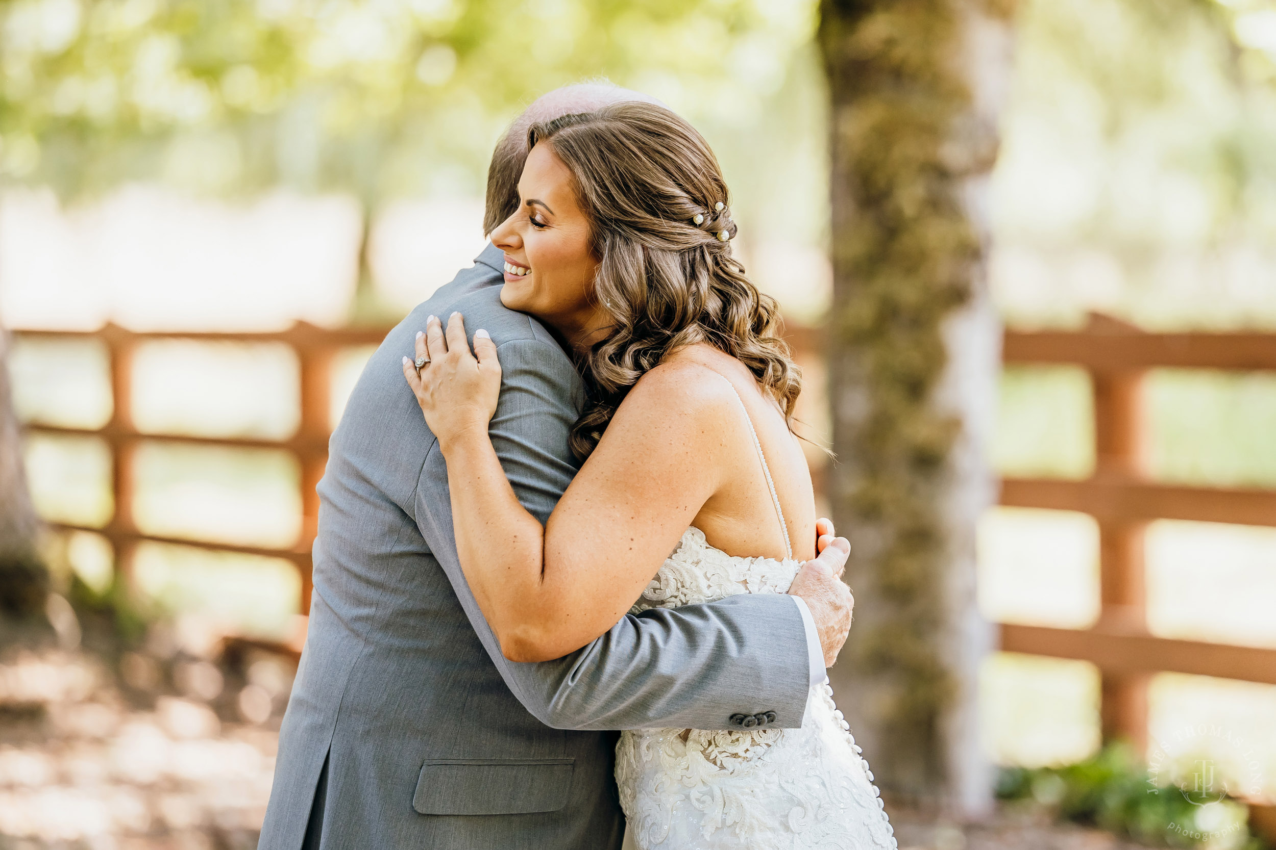 North Fork Farm Snoqualmie wedding by Snoqualmie wedding photographer James Thomas Long Photography