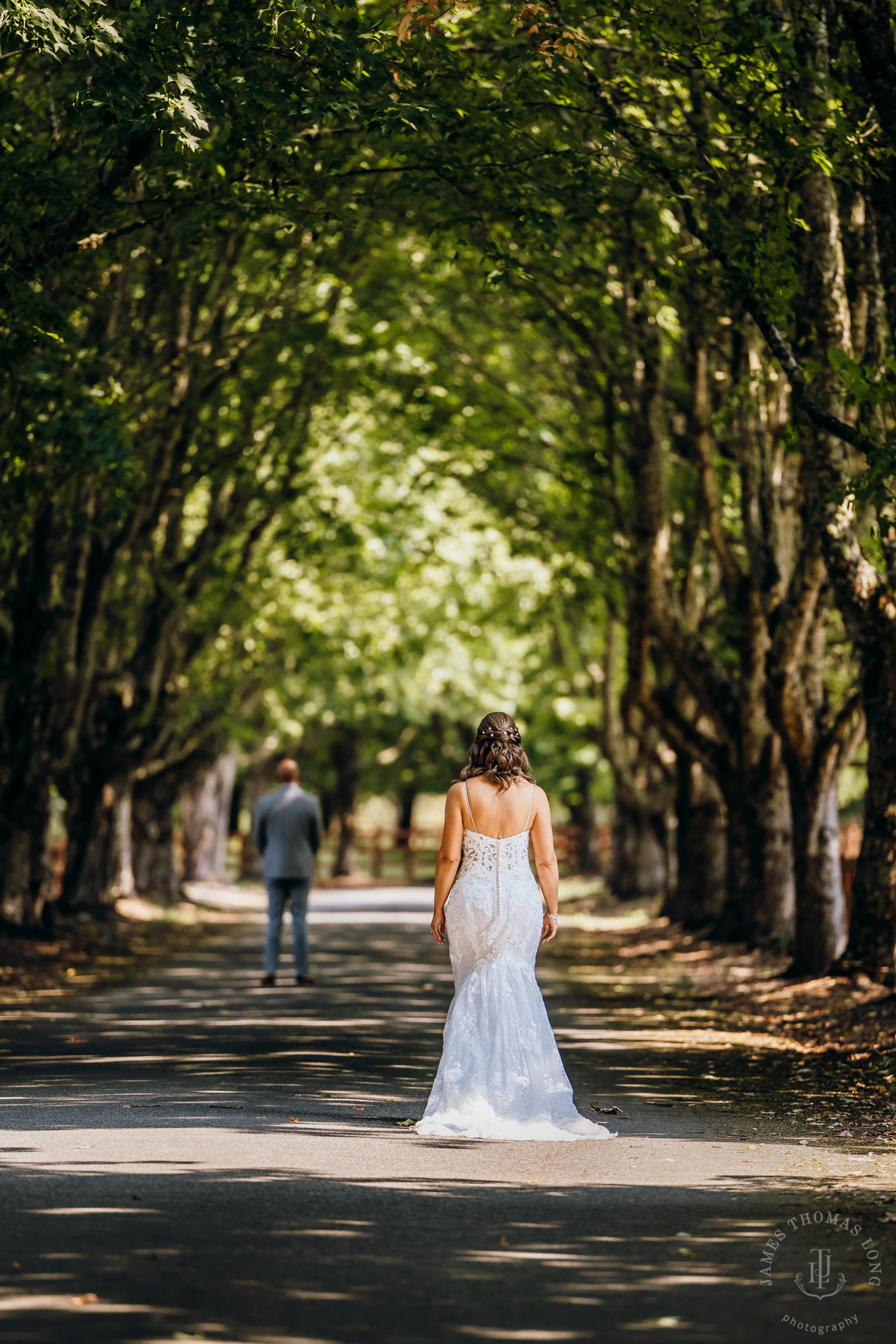 North Fork Farm Snoqualmie wedding by Snoqualmie wedding photographer James Thomas Long Photography