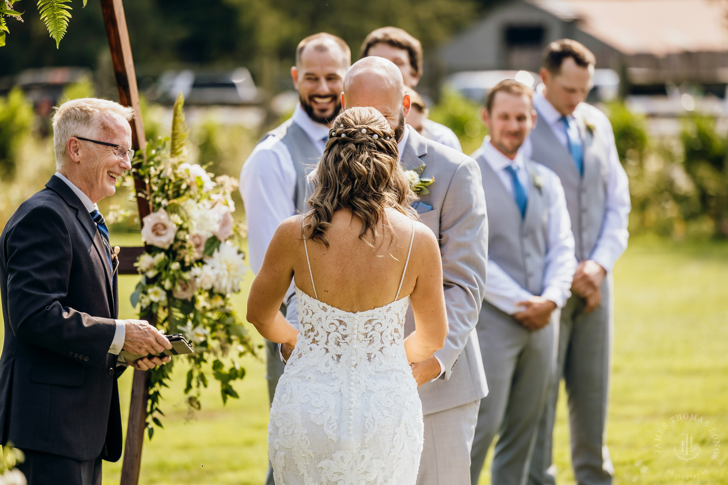 North Fork Farm Snoqualmie wedding by Snoqualmie wedding photographer James Thomas Long Photography