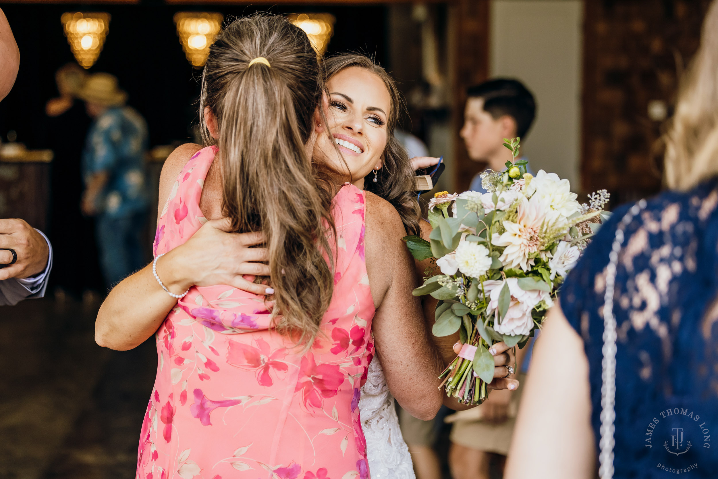 North Fork Farm Snoqualmie wedding by Snoqualmie wedding photographer James Thomas Long Photography