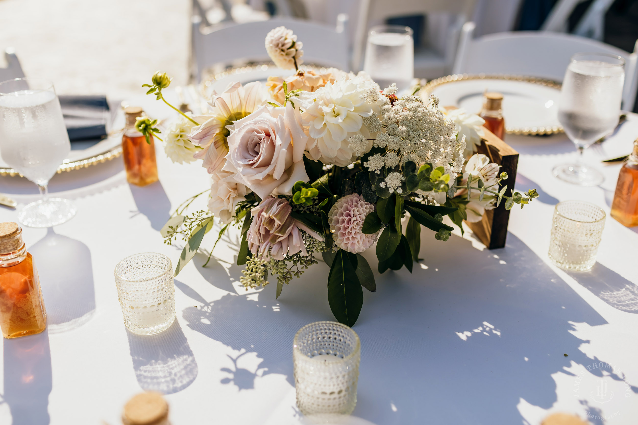 North Fork Farm Snoqualmie wedding by Snoqualmie wedding photographer James Thomas Long Photography