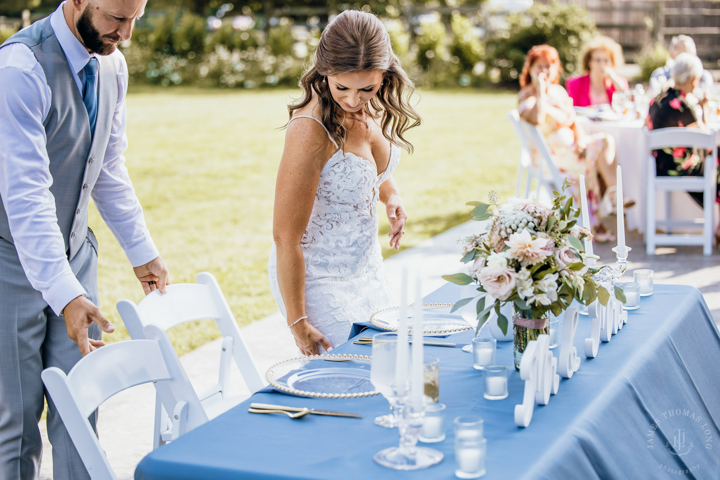 North Fork Farm Snoqualmie wedding by Snoqualmie wedding photographer James Thomas Long Photography