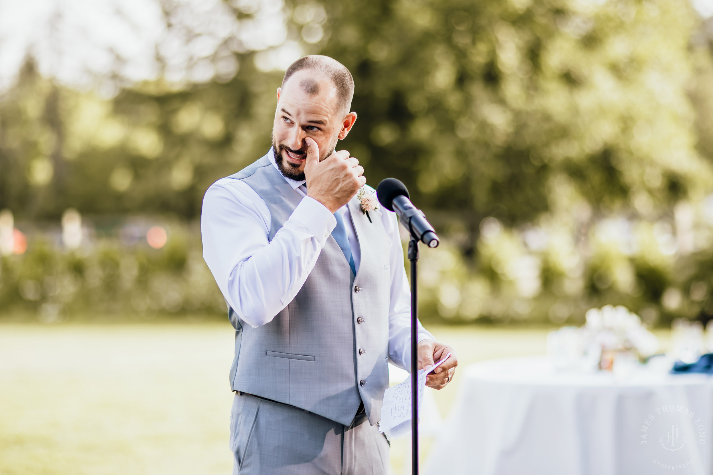 North Fork Farm Snoqualmie wedding by Snoqualmie wedding photographer James Thomas Long Photography