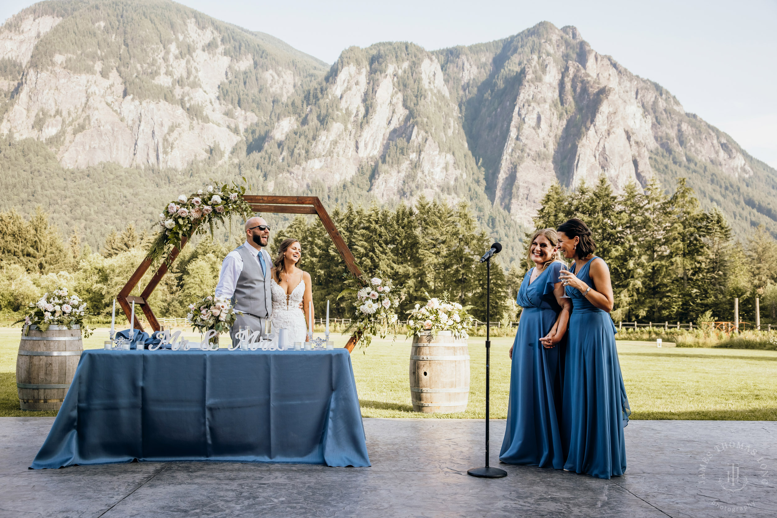 North Fork Farm Snoqualmie wedding by Snoqualmie wedding photographer James Thomas Long Photography