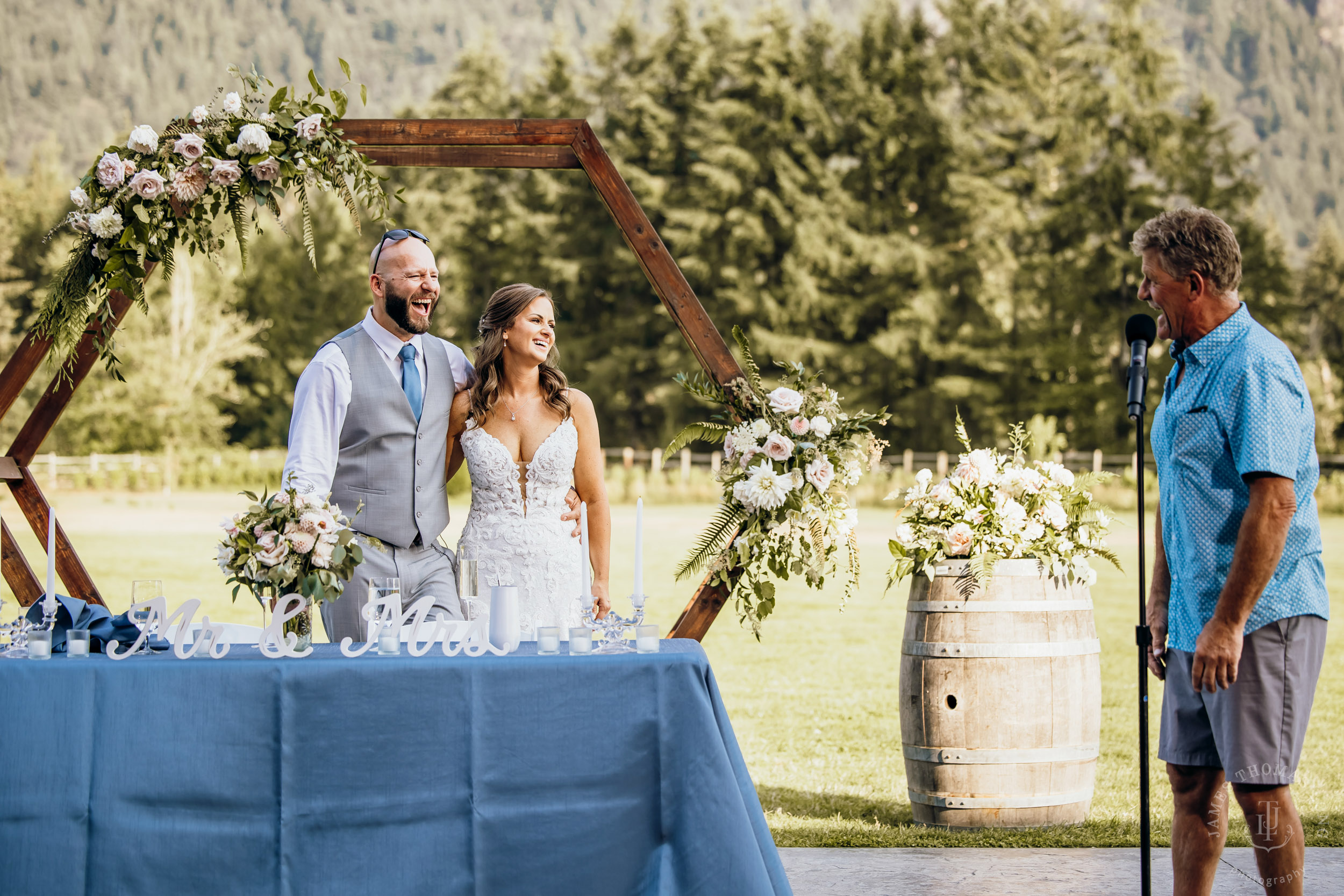 North Fork Farm Snoqualmie wedding by Snoqualmie wedding photographer James Thomas Long Photography