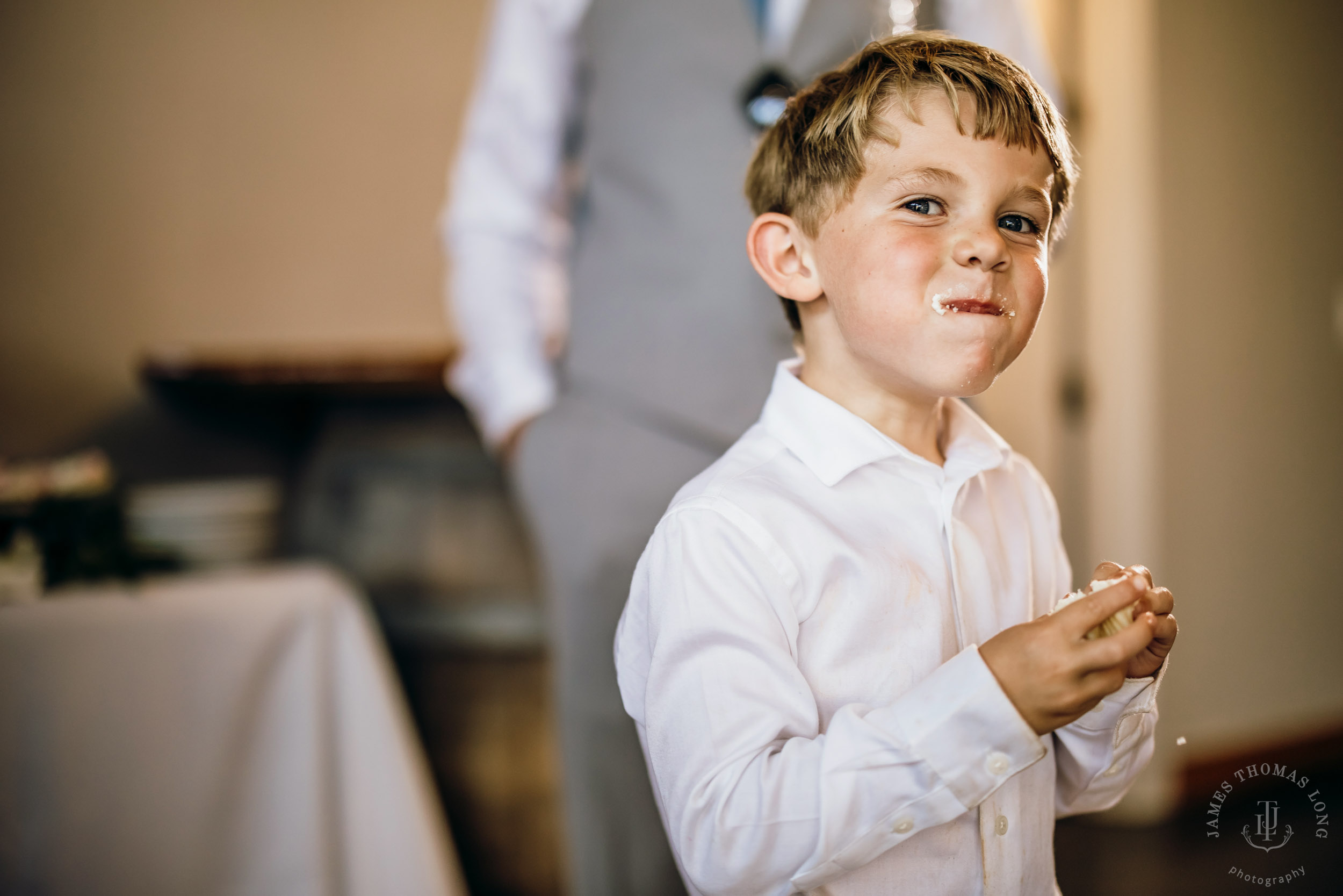 North Fork Farm Snoqualmie wedding by Snoqualmie wedding photographer James Thomas Long Photography