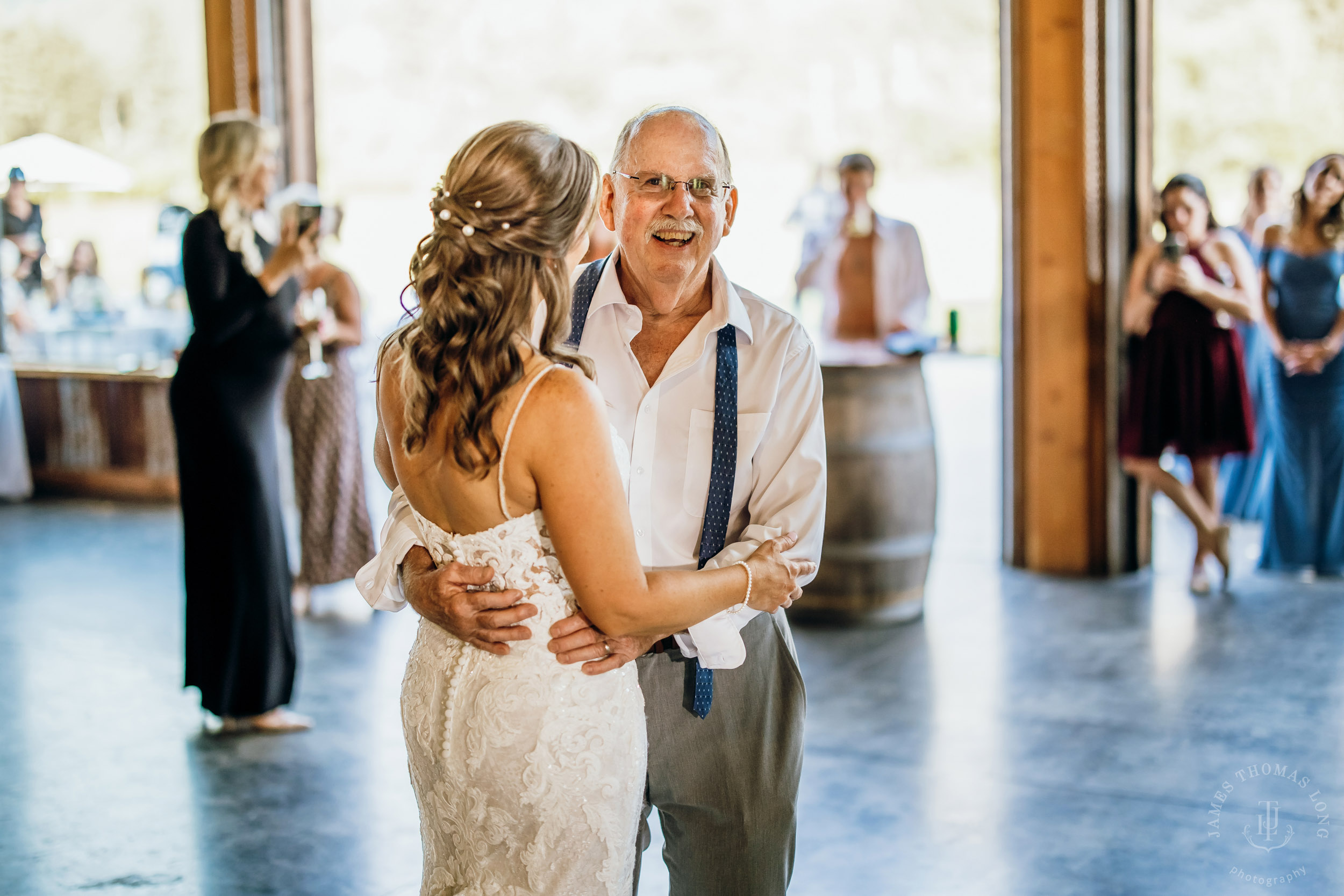 North Fork Farm Snoqualmie wedding by Snoqualmie wedding photographer James Thomas Long Photography