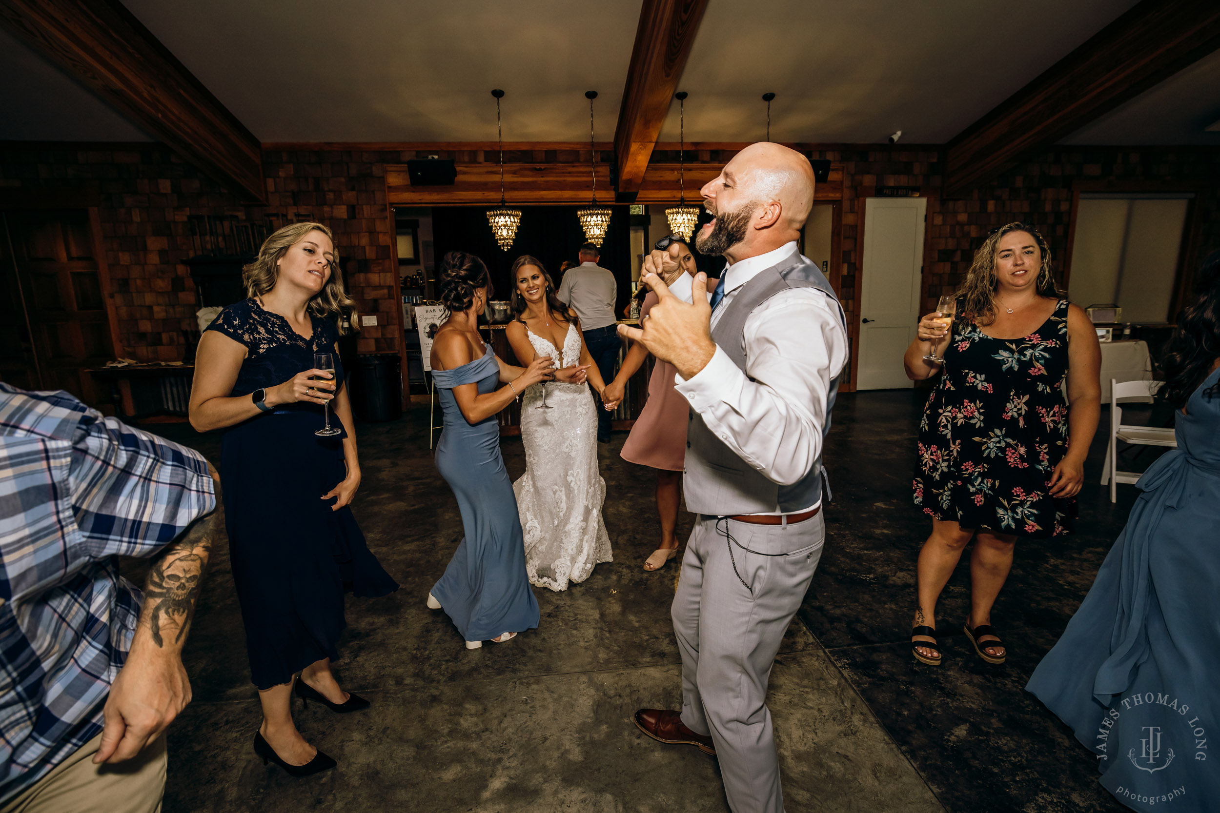 North Fork Farm Snoqualmie wedding by Snoqualmie wedding photographer James Thomas Long Photography