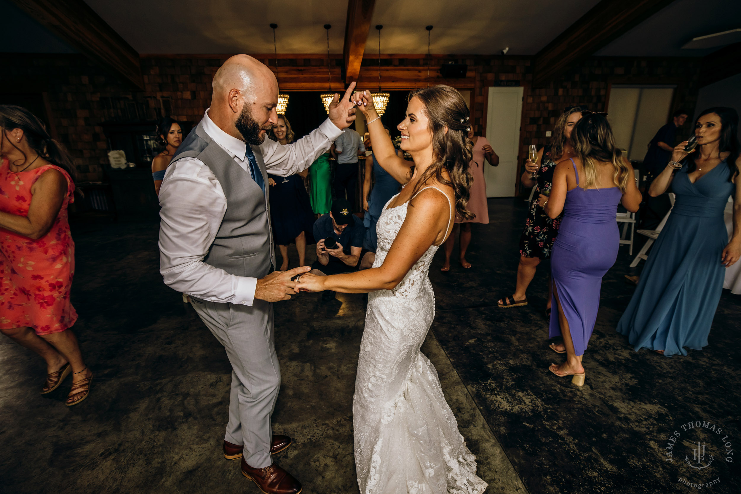 North Fork Farm Snoqualmie wedding by Snoqualmie wedding photographer James Thomas Long Photography