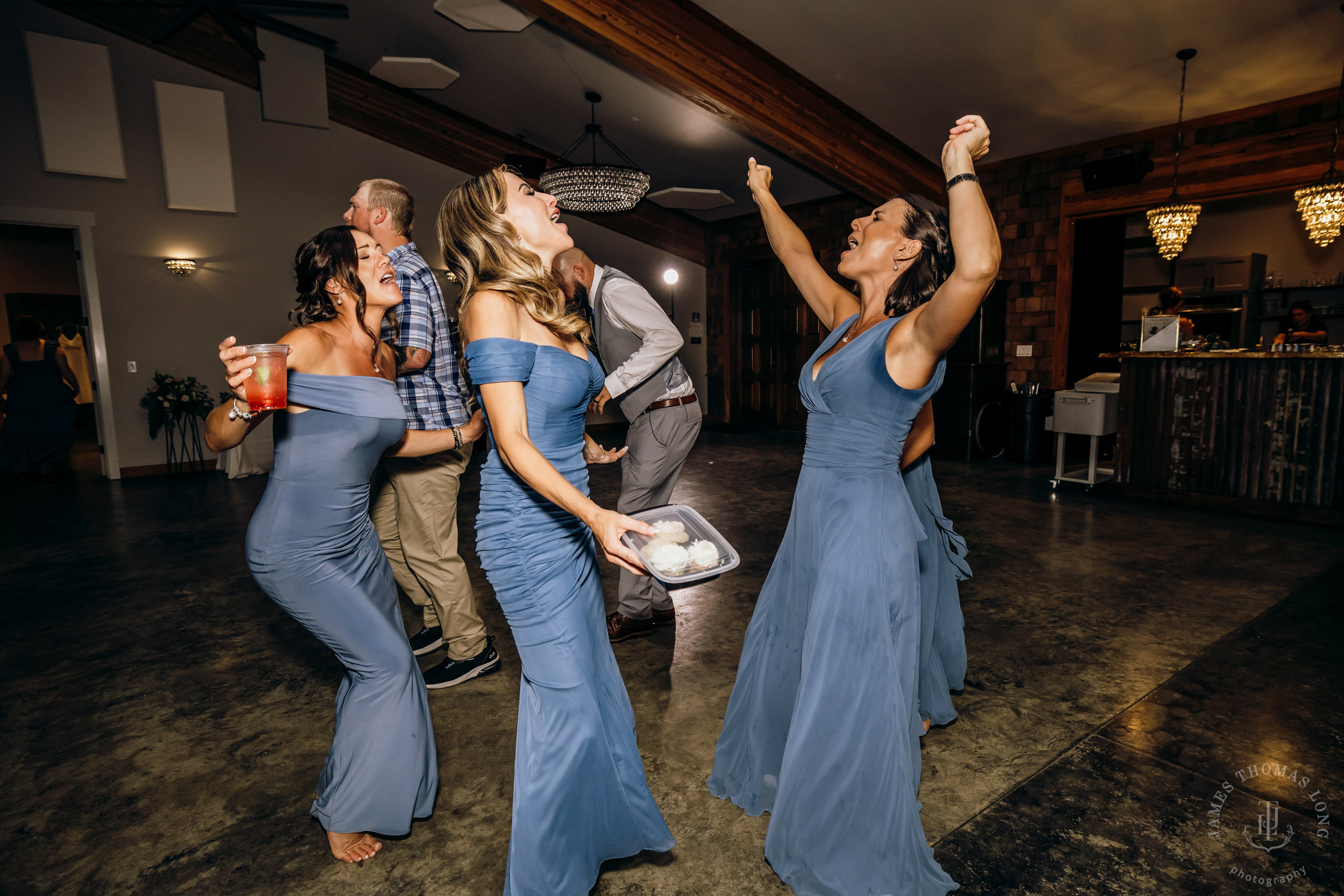 North Fork Farm Snoqualmie wedding by Snoqualmie wedding photographer James Thomas Long Photography