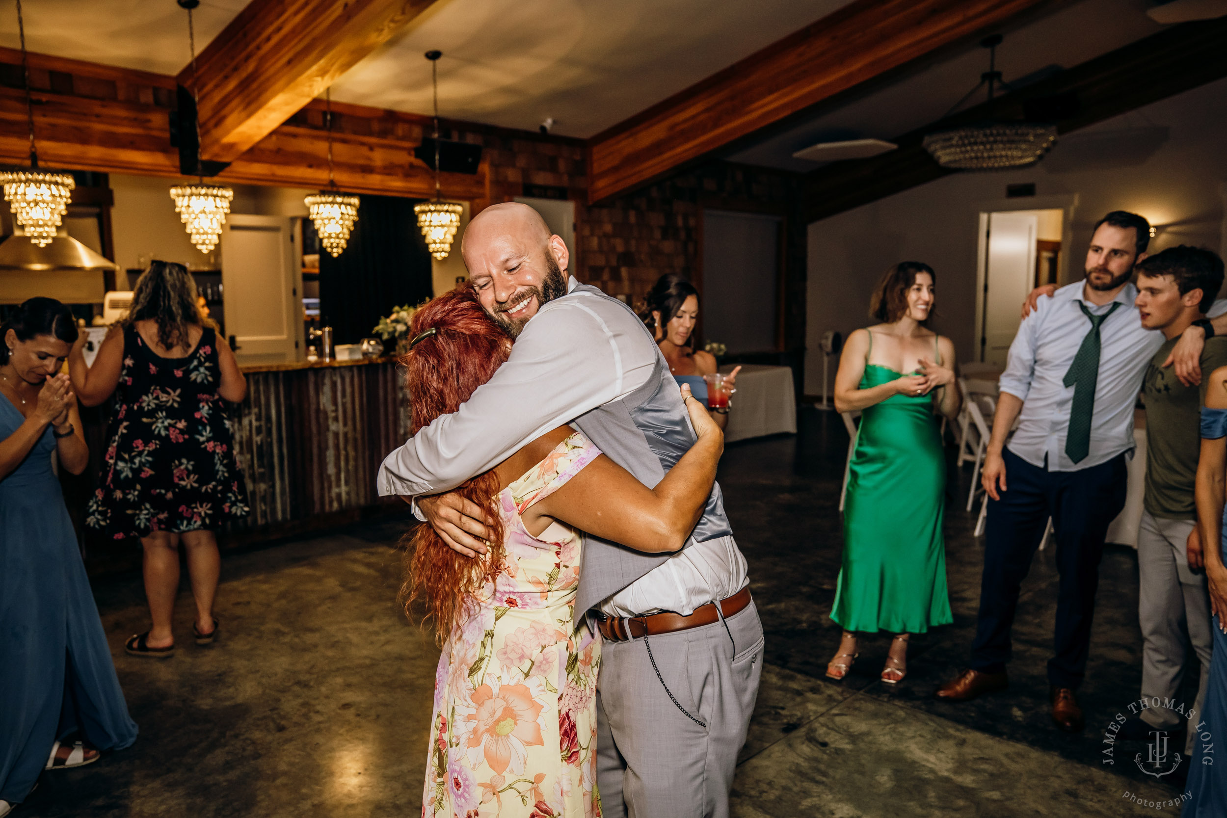 North Fork Farm Snoqualmie wedding by Snoqualmie wedding photographer James Thomas Long Photography