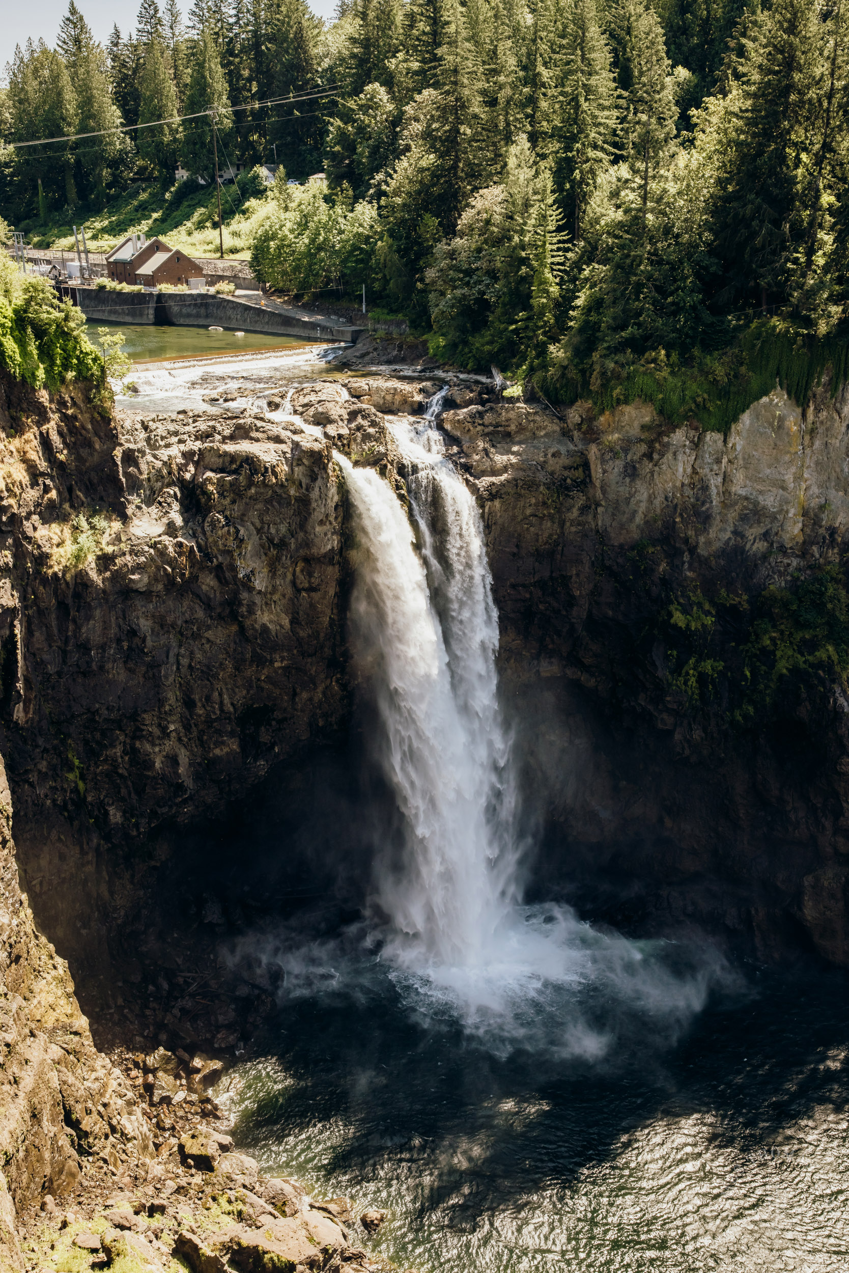 Salish Lodge & Spa Snoqualmie intimate wedding by Snoqualmie wedding photographer James Thomas Long Photography