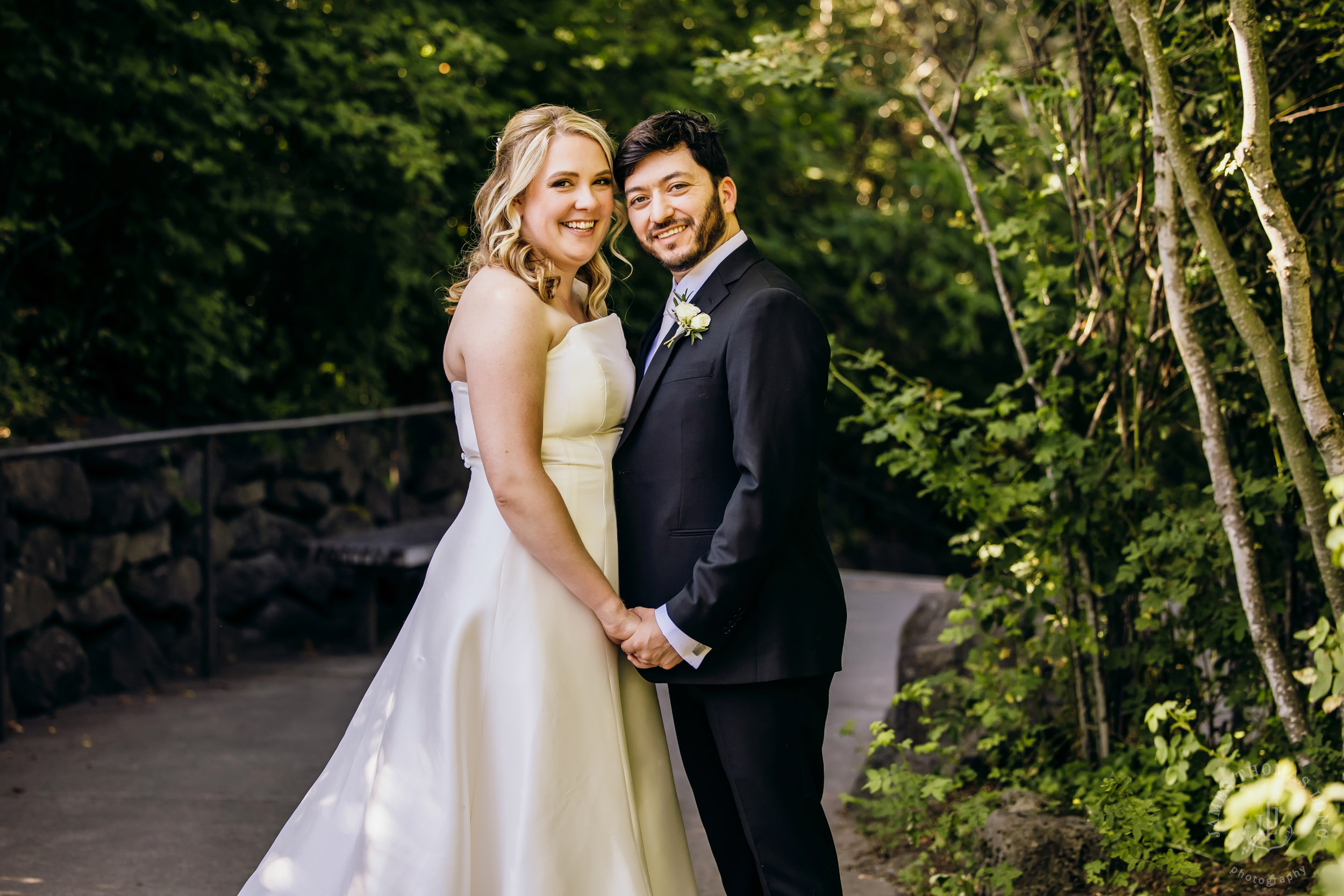 Salish Lodge & Spa Snoqualmie intimate wedding by Snoqualmie wedding photographer James Thomas Long Photography