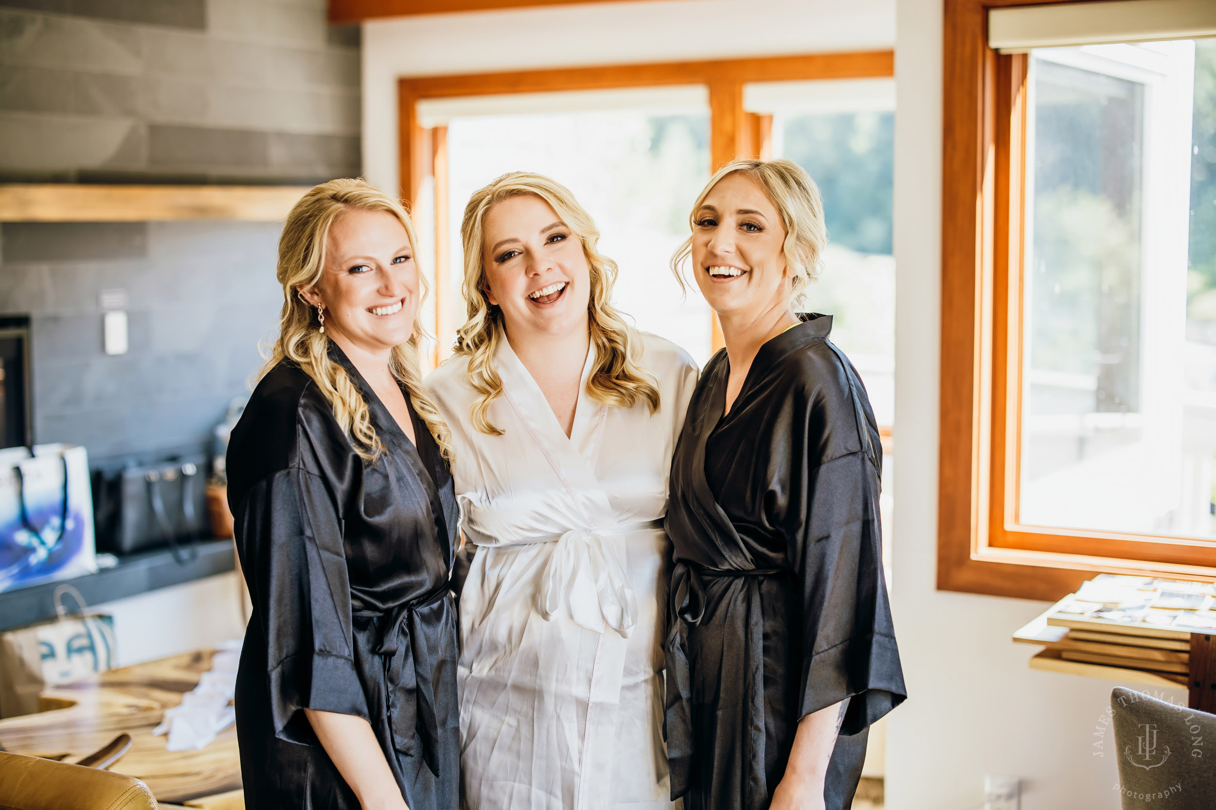 Salish Lodge & Spa Snoqualmie intimate wedding by Snoqualmie wedding photographer James Thomas Long Photography