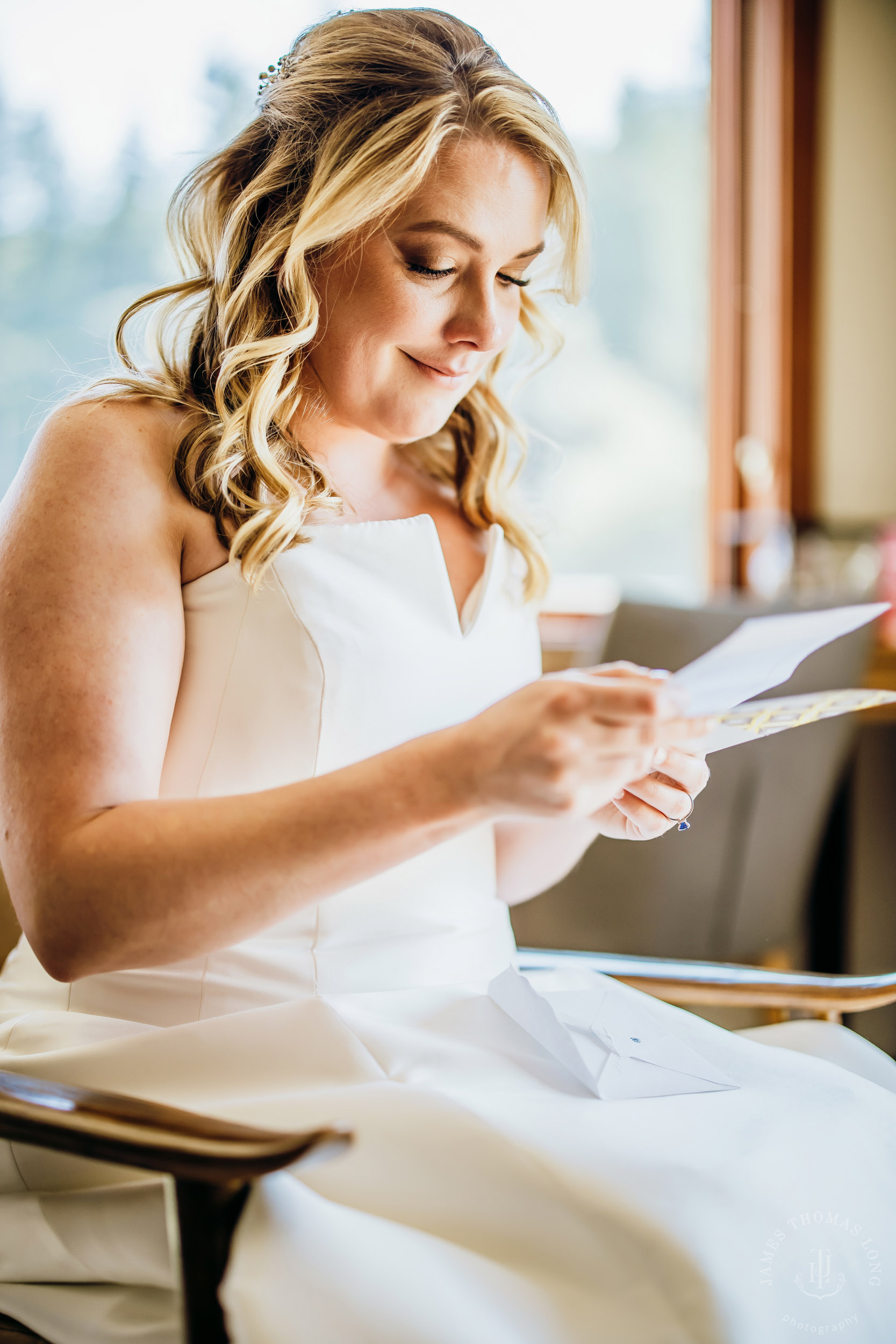 Salish Lodge & Spa Snoqualmie intimate wedding by Snoqualmie wedding photographer James Thomas Long Photography