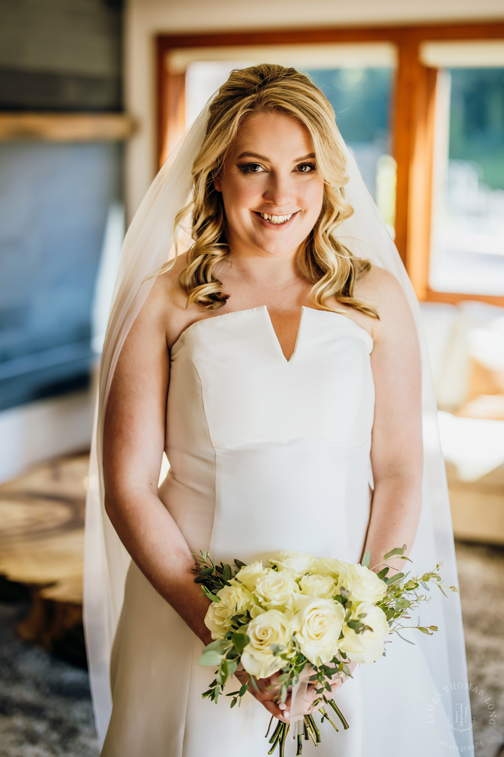 Salish Lodge & Spa Snoqualmie intimate wedding by Snoqualmie wedding photographer James Thomas Long Photography