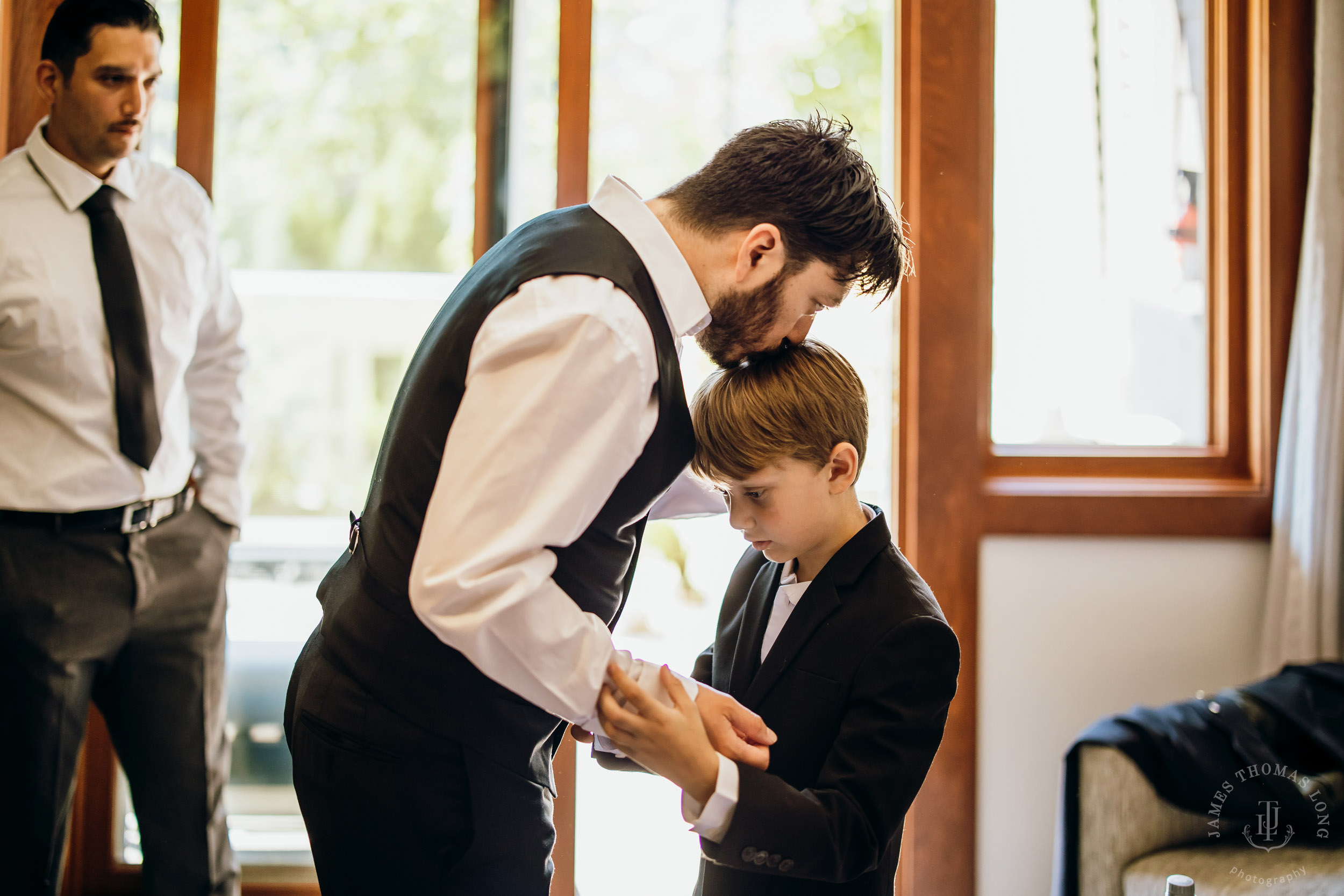 Salish Lodge & Spa Snoqualmie intimate wedding by Snoqualmie wedding photographer James Thomas Long Photography