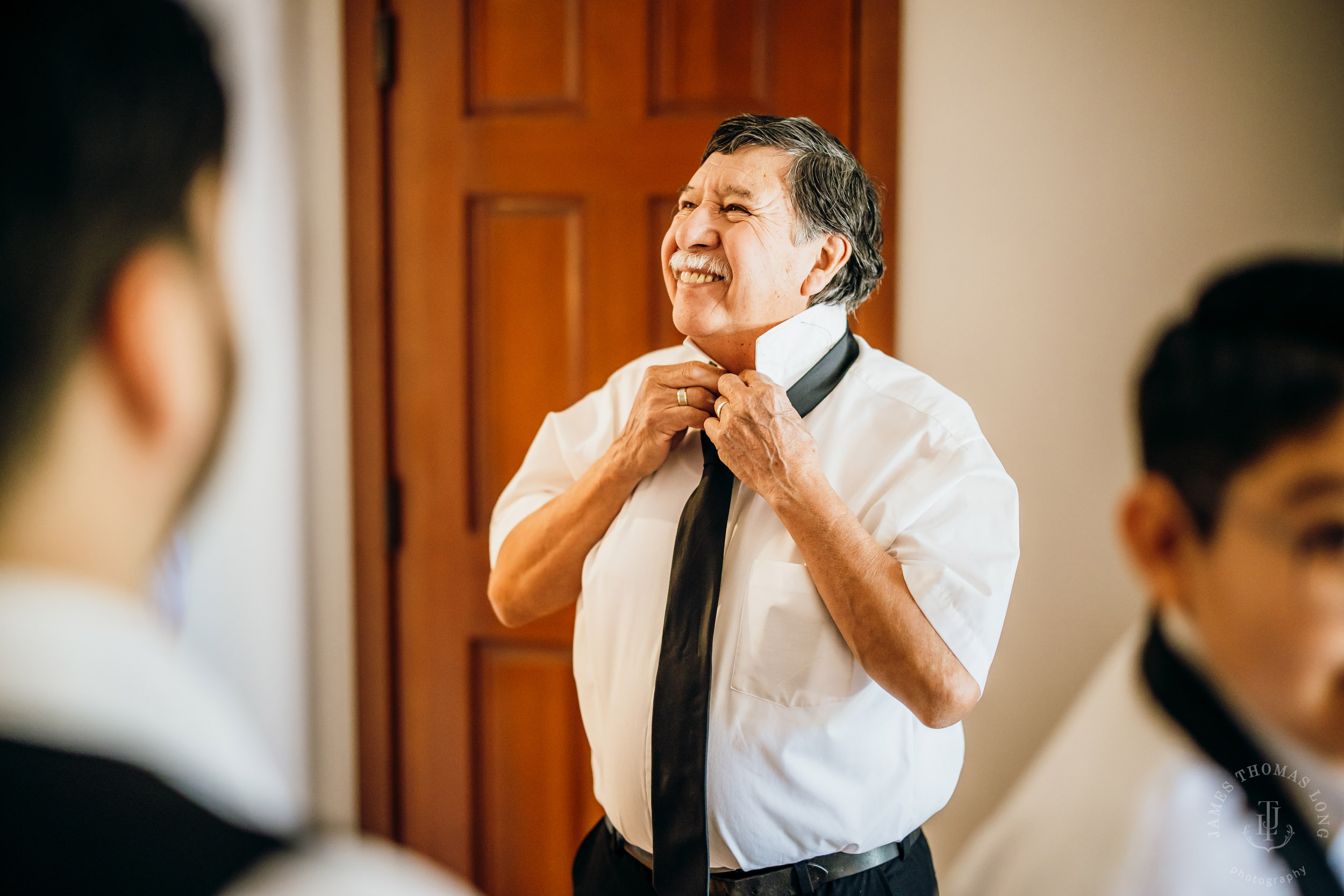 Salish Lodge & Spa Snoqualmie intimate wedding by Snoqualmie wedding photographer James Thomas Long Photography